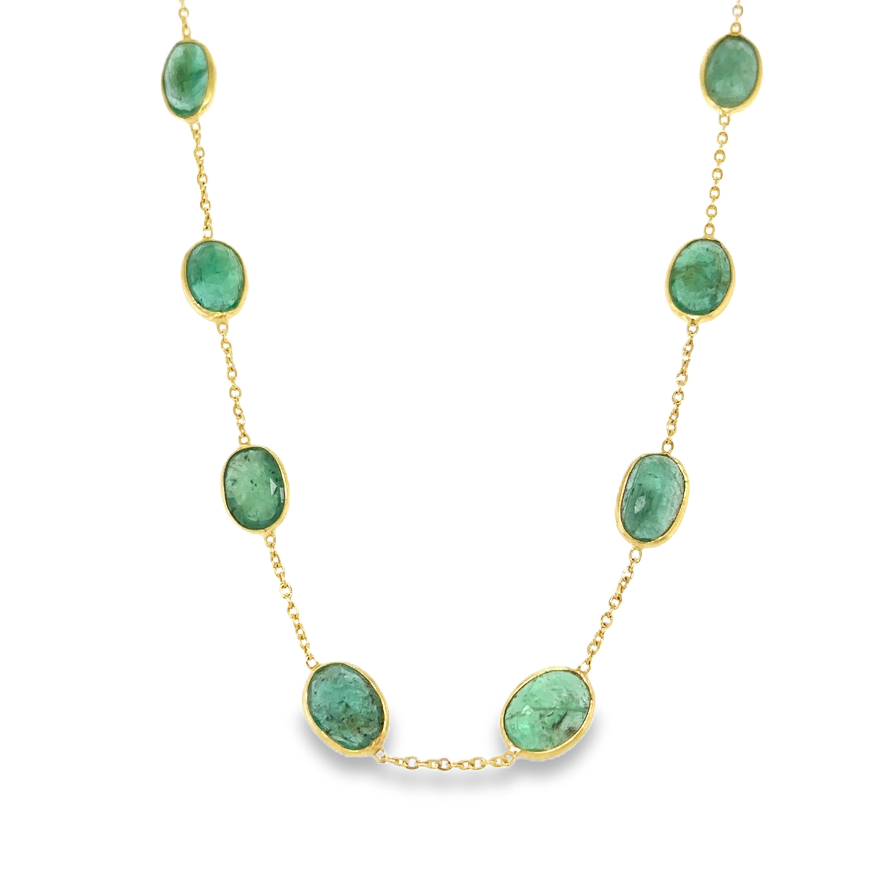 Collar De Esmeraldas Biseladas En Oro Amarillo De 18 Kt De 18 Pulgadas 12.34 Ct.