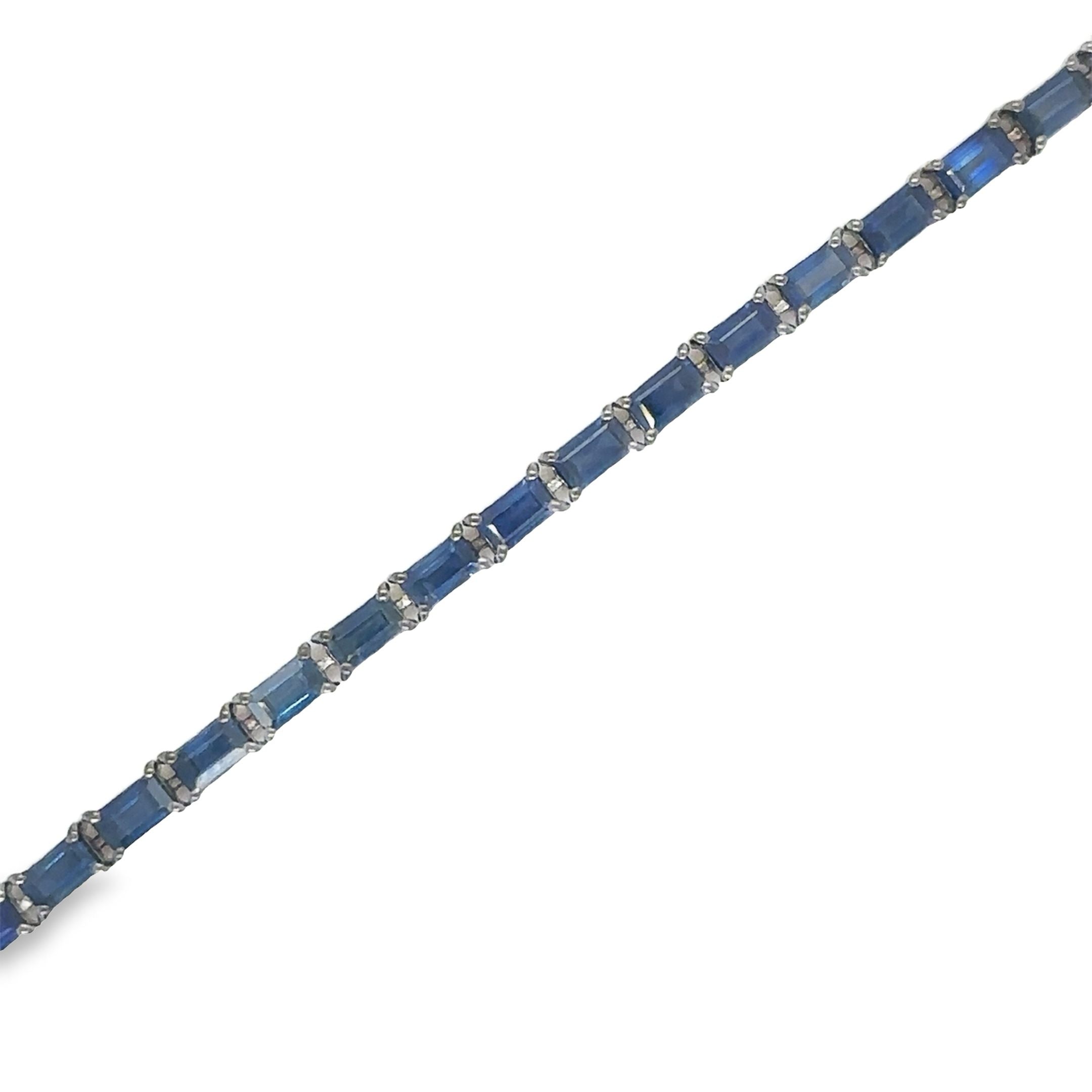 Pulsera De Zafiro Baguette De Oro Blanco De 14Kt 5.68 Ct.