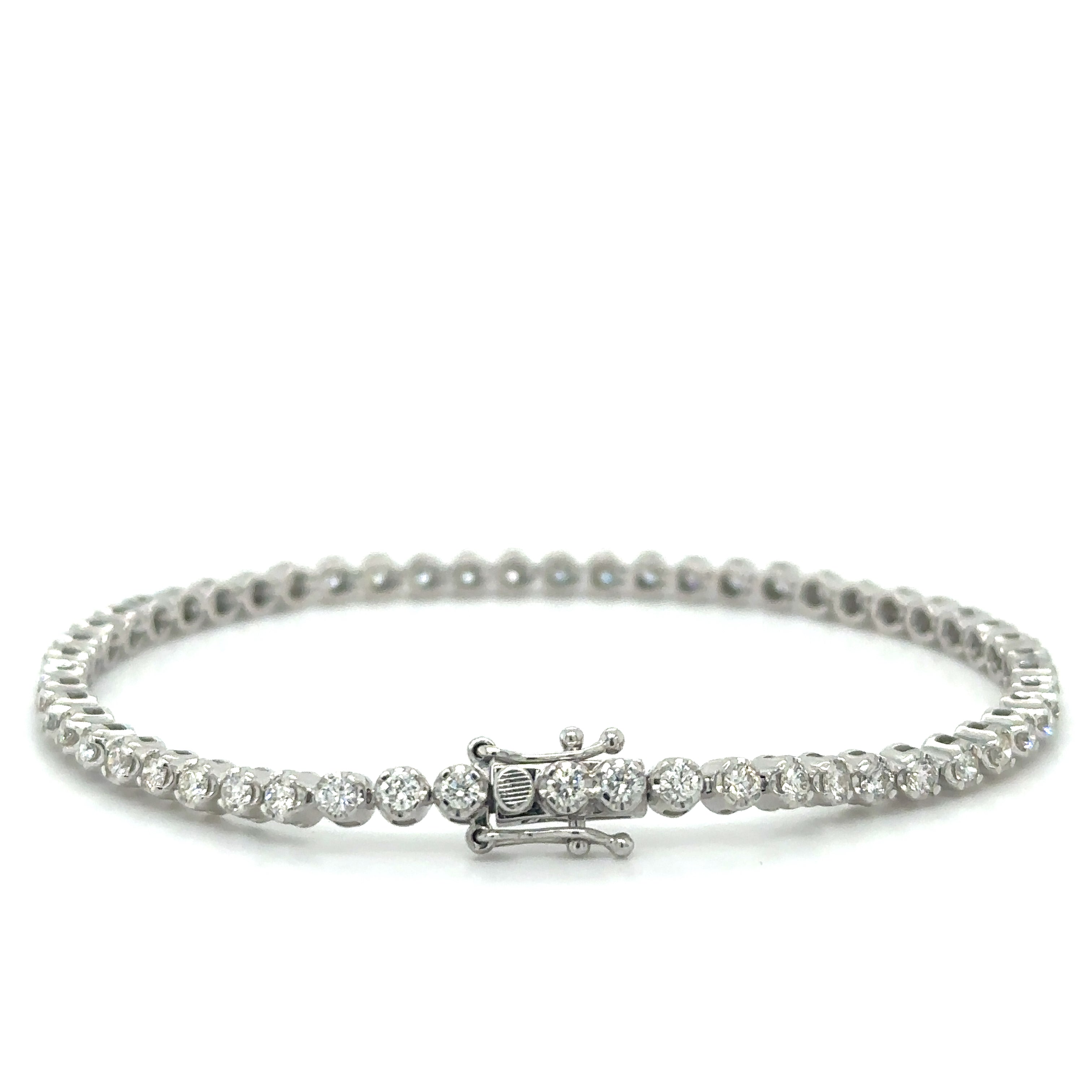 Pulsera De Tenis De Diamantes De Oro Blanco De 14K 2 Ct.