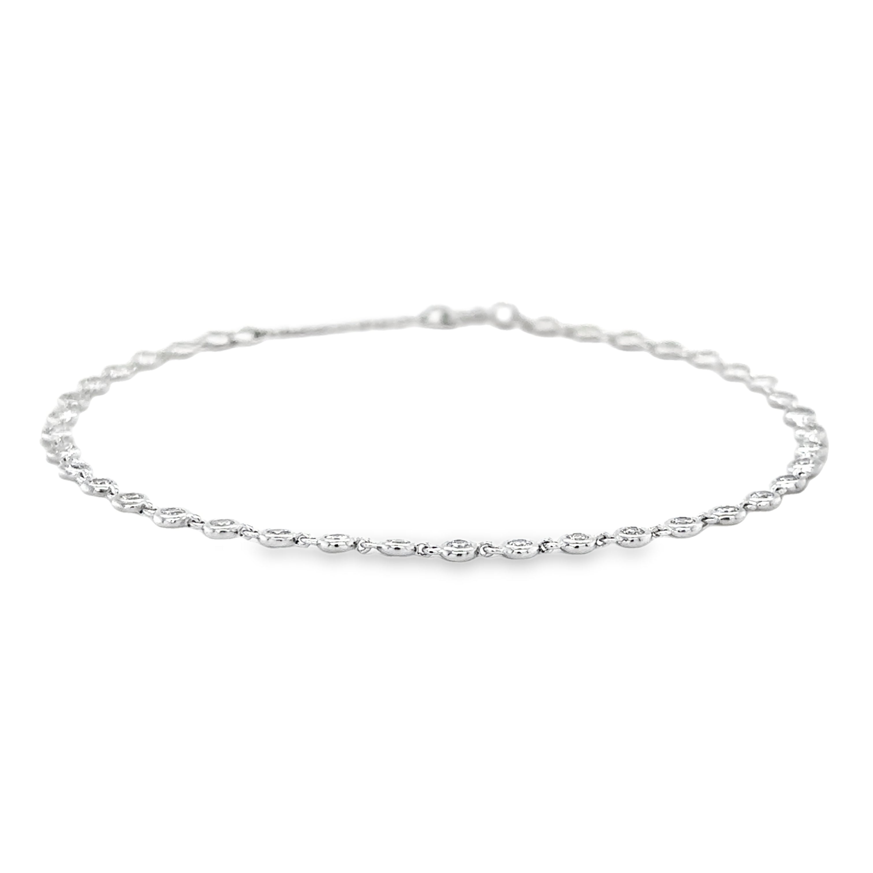 Pulsera De Diamantes Biselados En Oro Blanco De 14K 0.78 Ct.