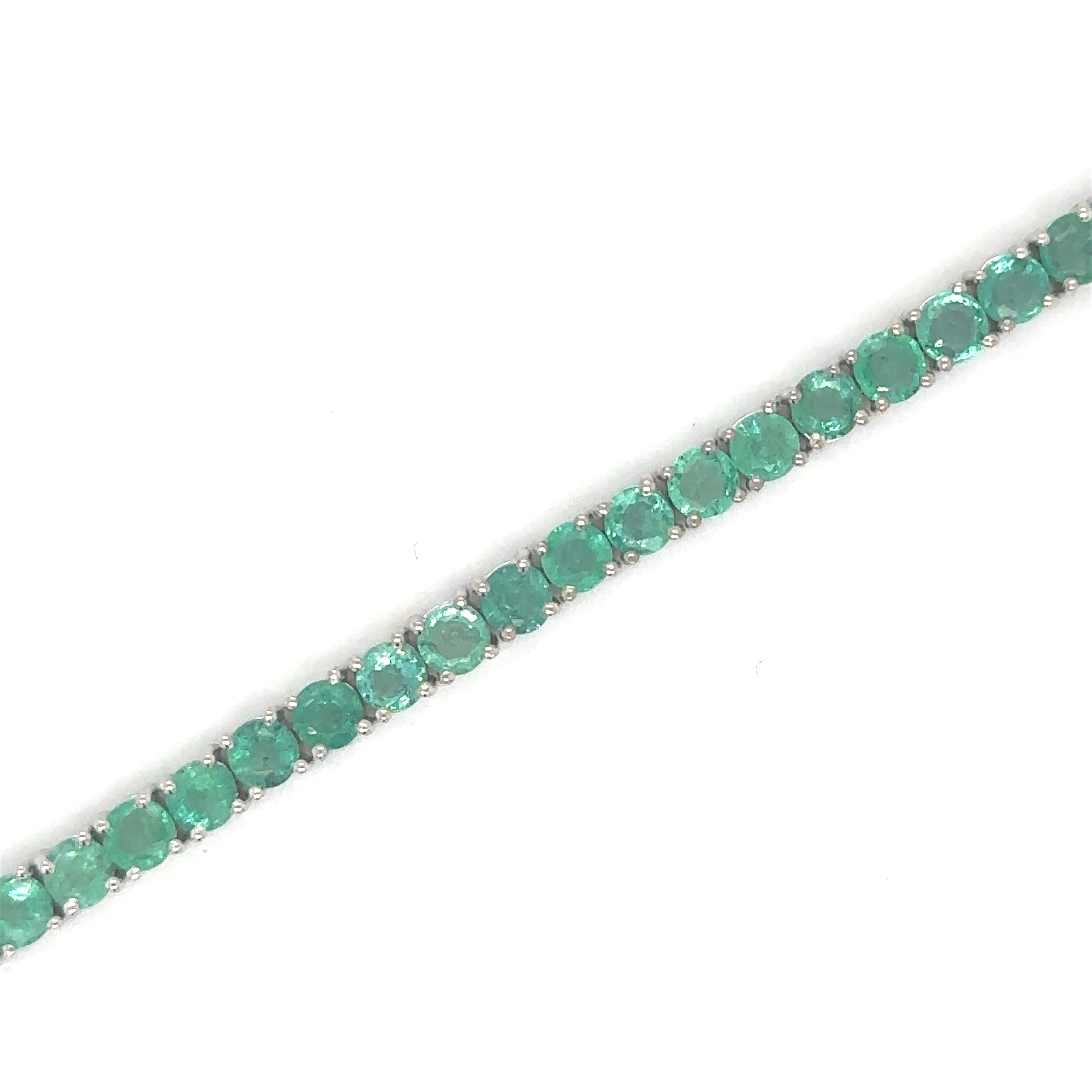 Pulsera De Esmeraldas De Oro Blanco De 14 Kt 6.08 Ct.