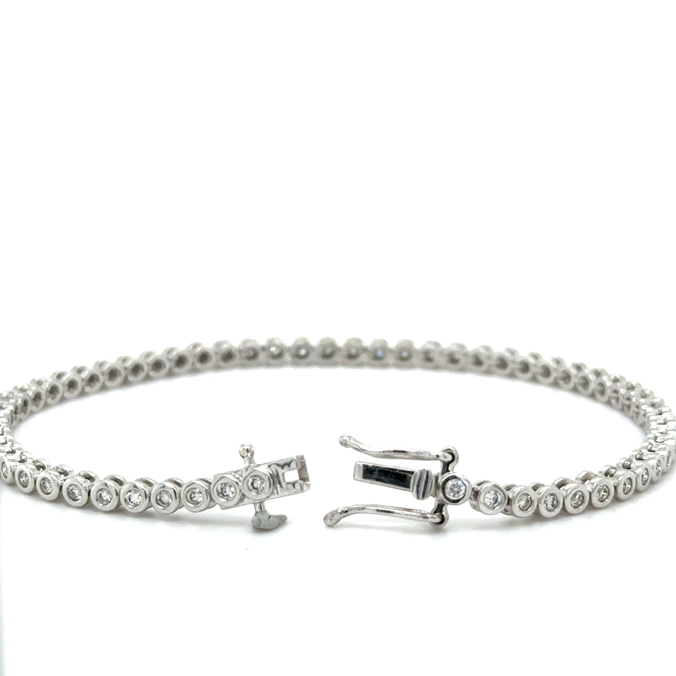 Pulsera Tennis Bisel de Diamante 1 CT. en Oro Blanco de 14K