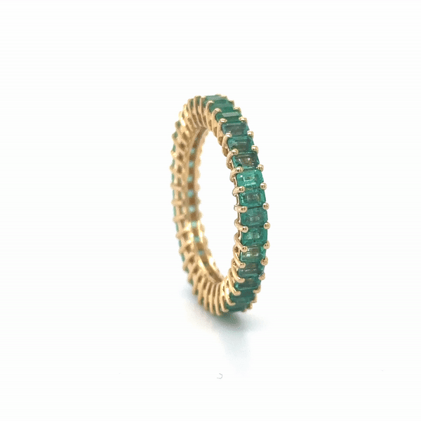 Anillo De Oro Amarillo De 14 Quilates Con Esmeralda 2.66 Ct.