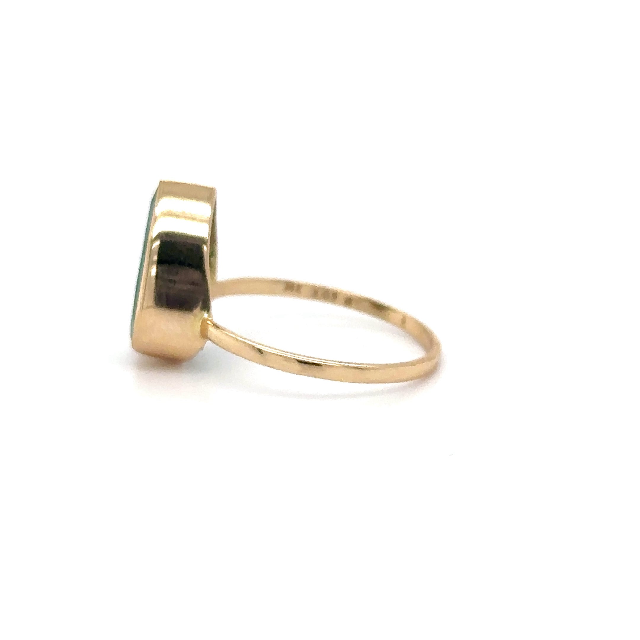 Anillo De Oro Amarillo De 14 Quilates Con Esmeralda 3.03 Ct.
