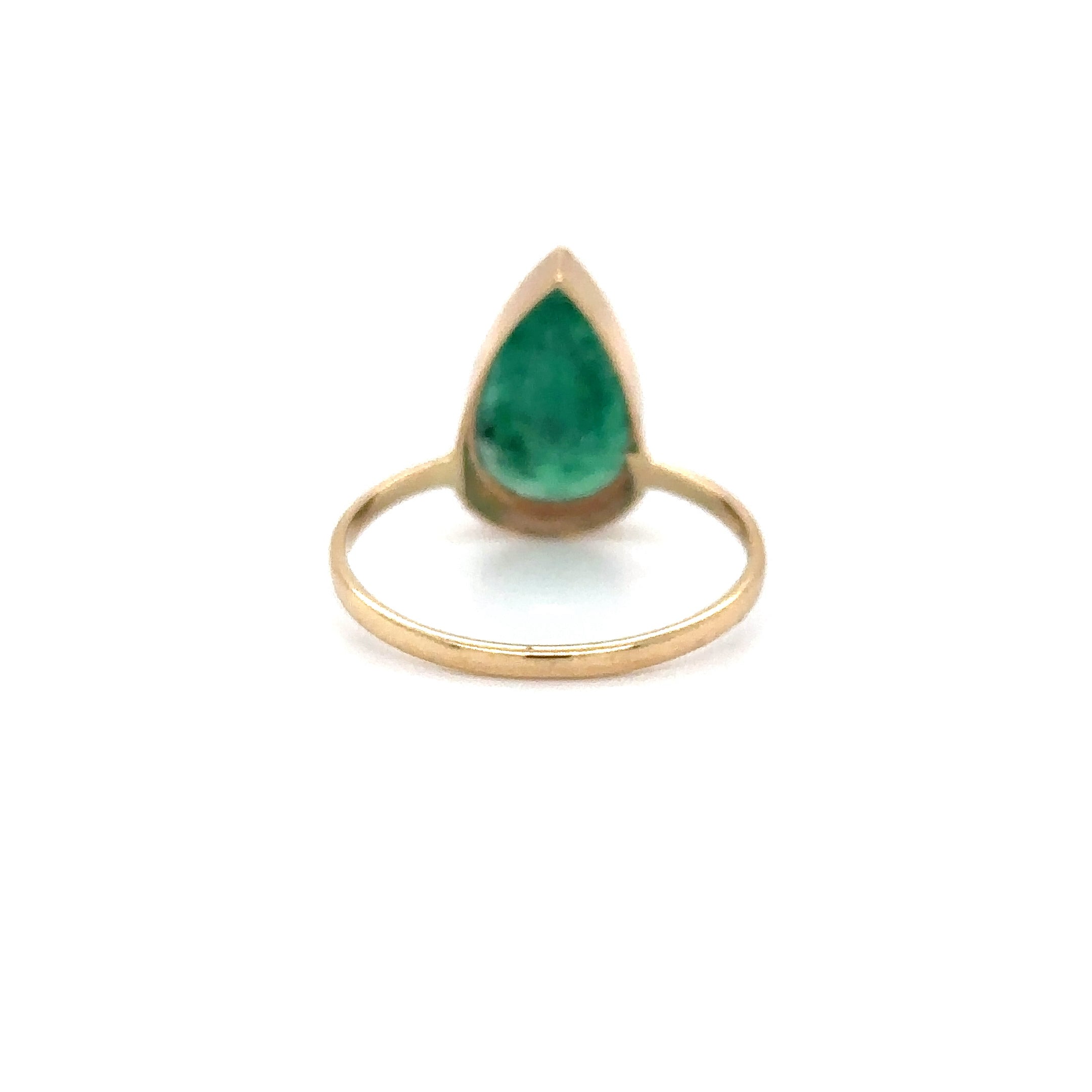 Anillo De Oro Amarillo De 14 Quilates Con Esmeralda 3.03 Ct.