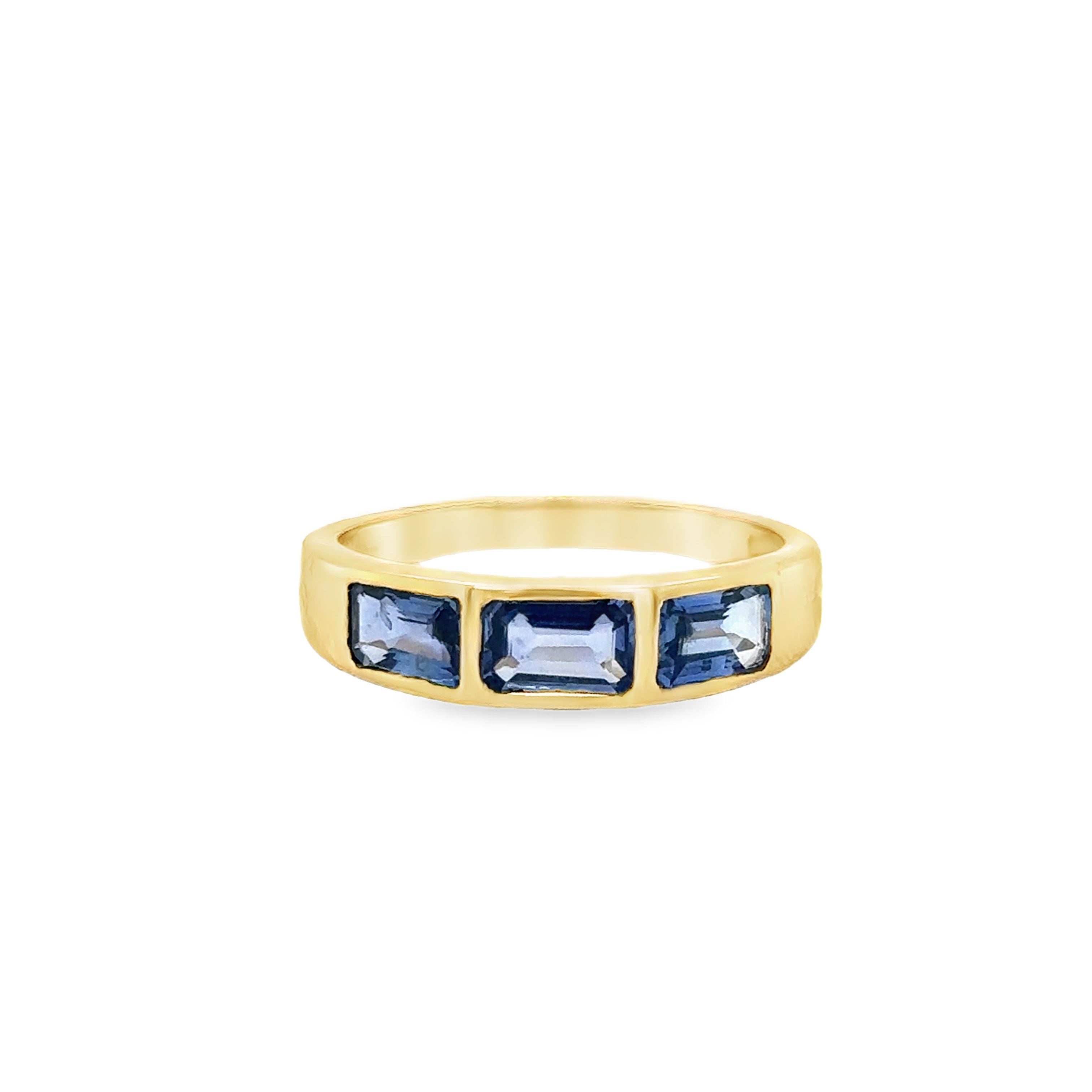 Anillo De Oro Amarillo De 14 Quilates Zafiro Azul 1.95 Ct.