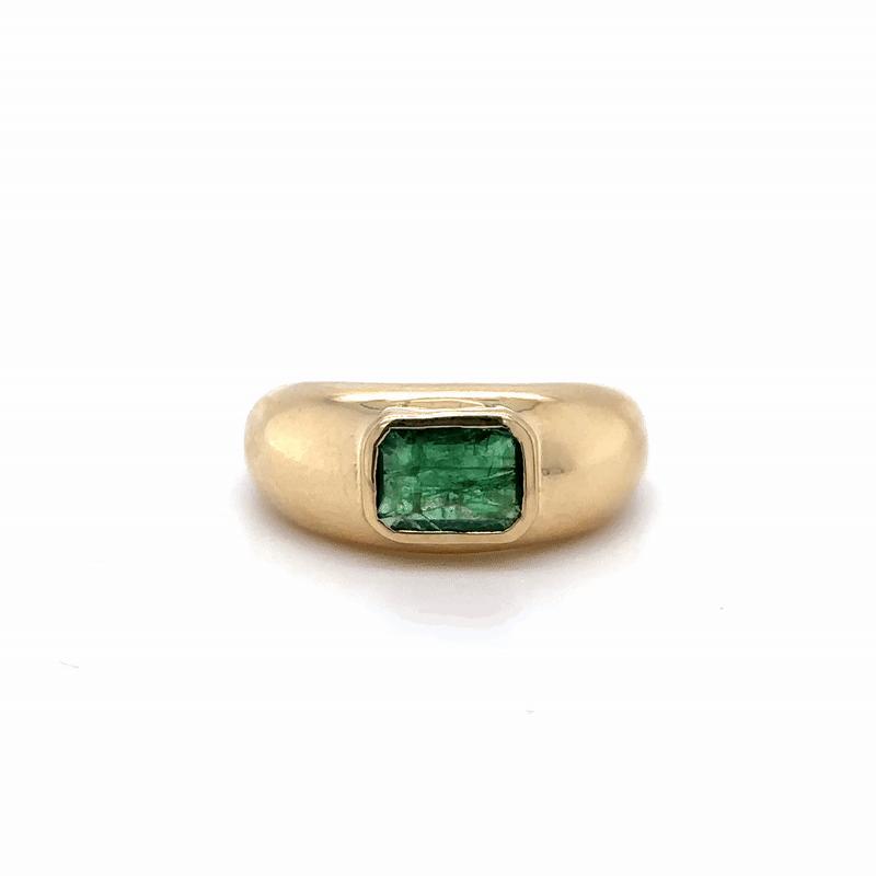 Anillo De Oro Amarillo De 14 Quilates Con Esmeralda 1.5 Ct.