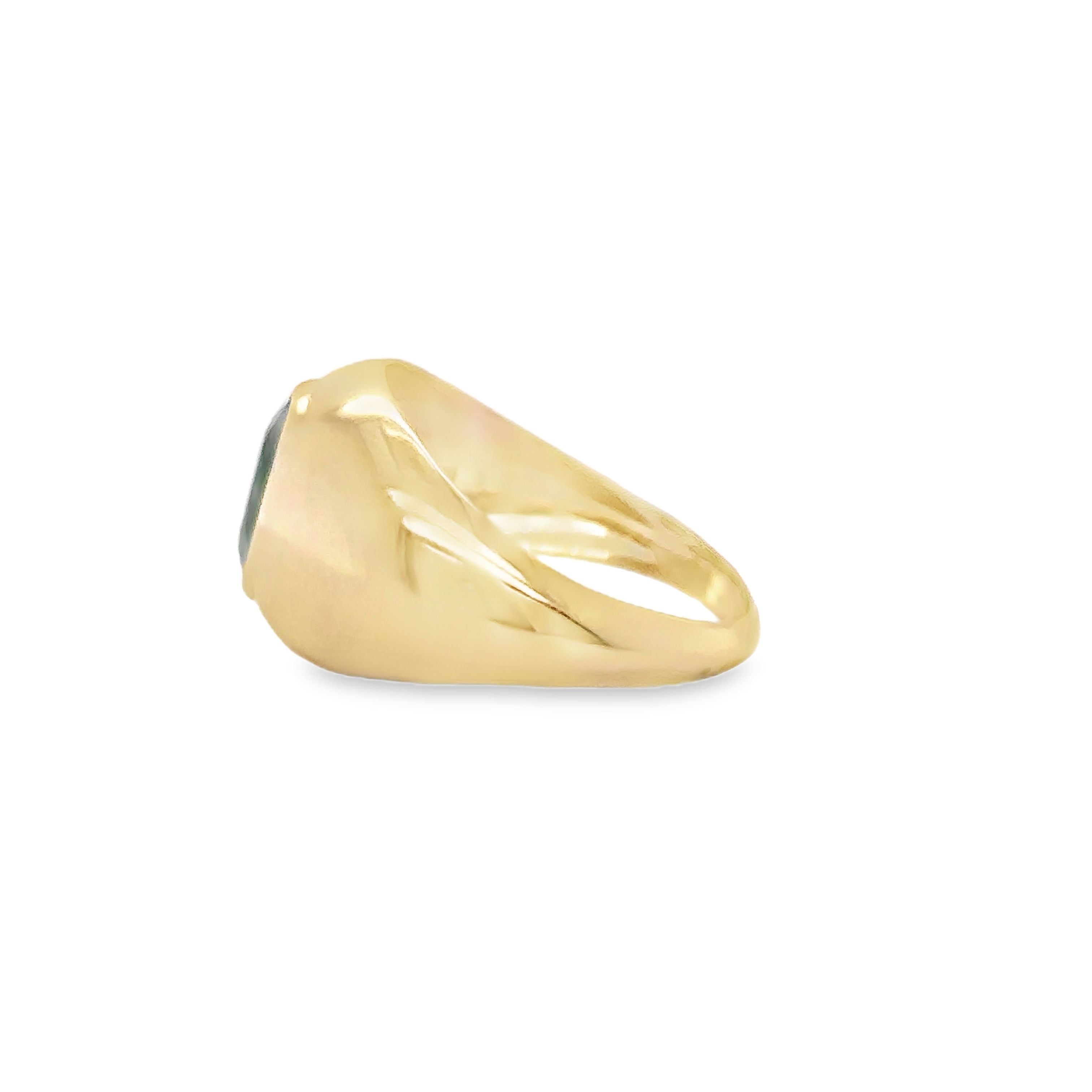 Anillo De Oro Amarillo De 14 Quilates Zafiro Verde 2.4 Ct.