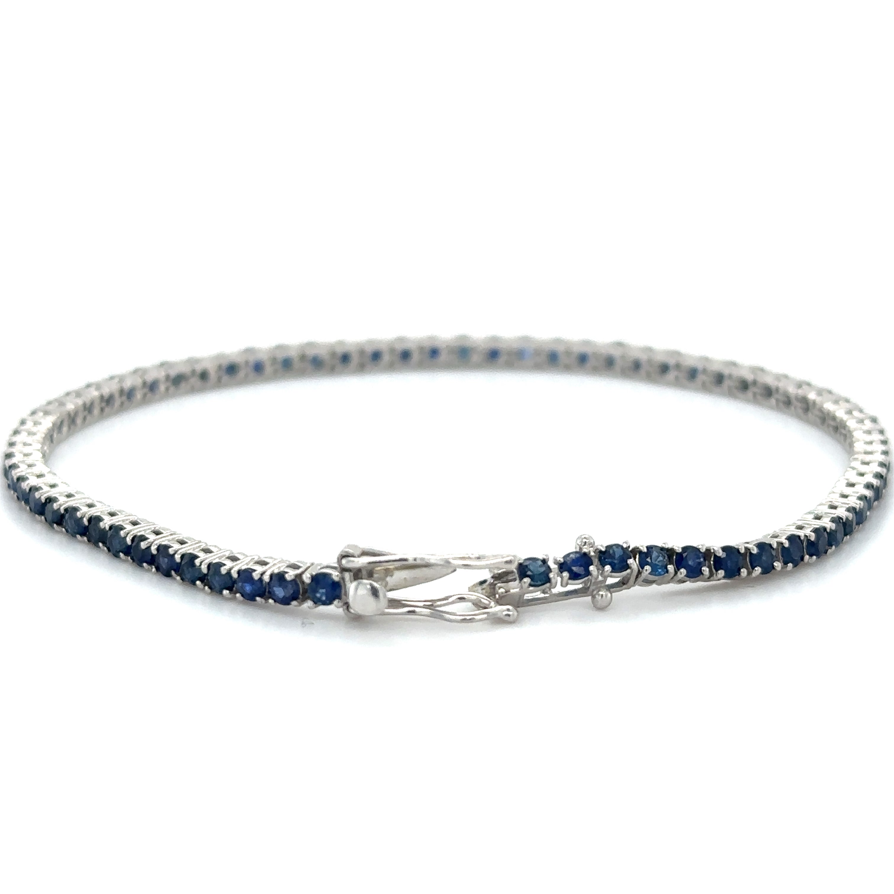 Pulsera De Zafiro De Oro Blanco De 14Kt 3.88 Ct.