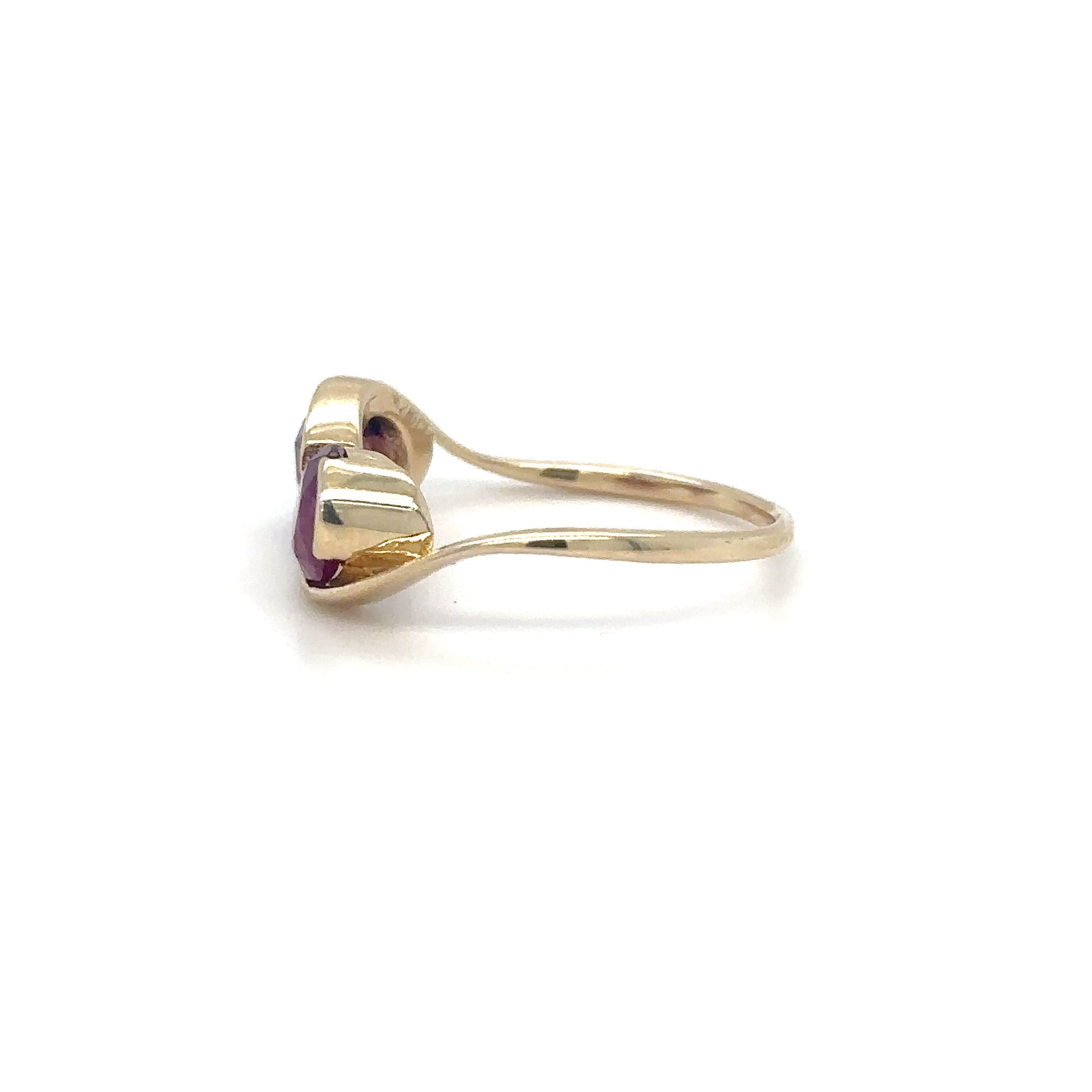 Anillo Rubí Oro Amarillo De 14Kt 2.8 Ct.