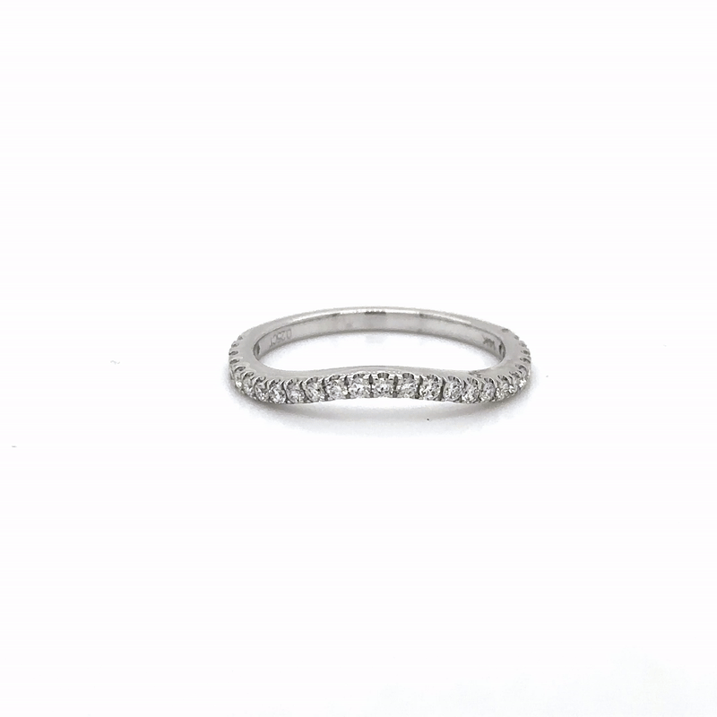 Anillo De Oro Blanco De 14K Con Diamantes Media Banda 0.25 Ct.