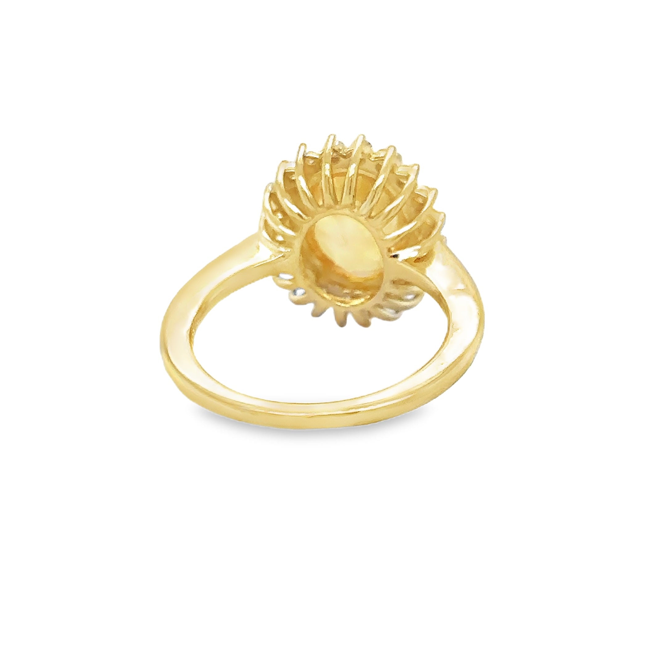 Anillo De Oro Amarillo De 14 Quilates Zafiro Amarillo Y Diamantes 4.6 Ct.