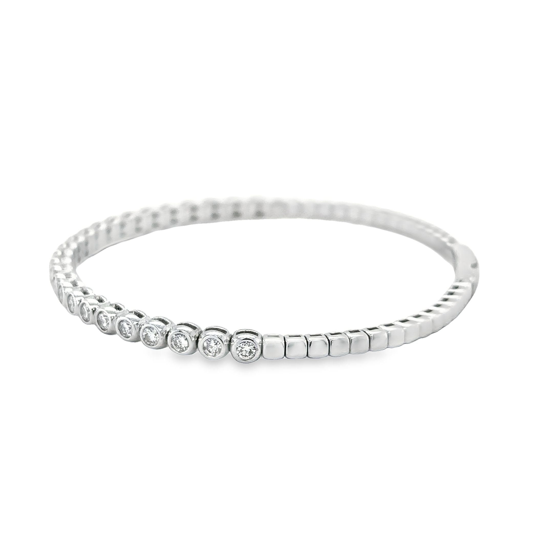 Brazalete Flexible De Diamantes De Oro Blanco De 14 Kt 4.56 Ct.