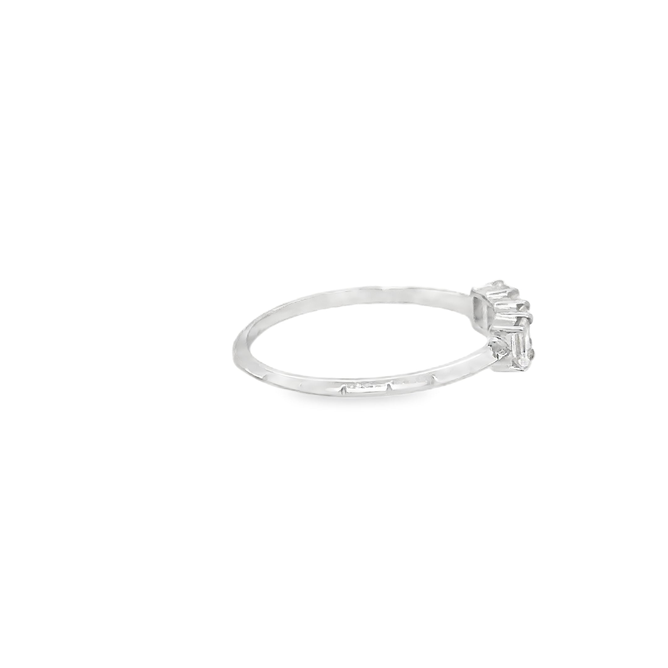 Anillo De Diamantes Baguette De Oro Blanco De 14 Kt 0.46 Ct.