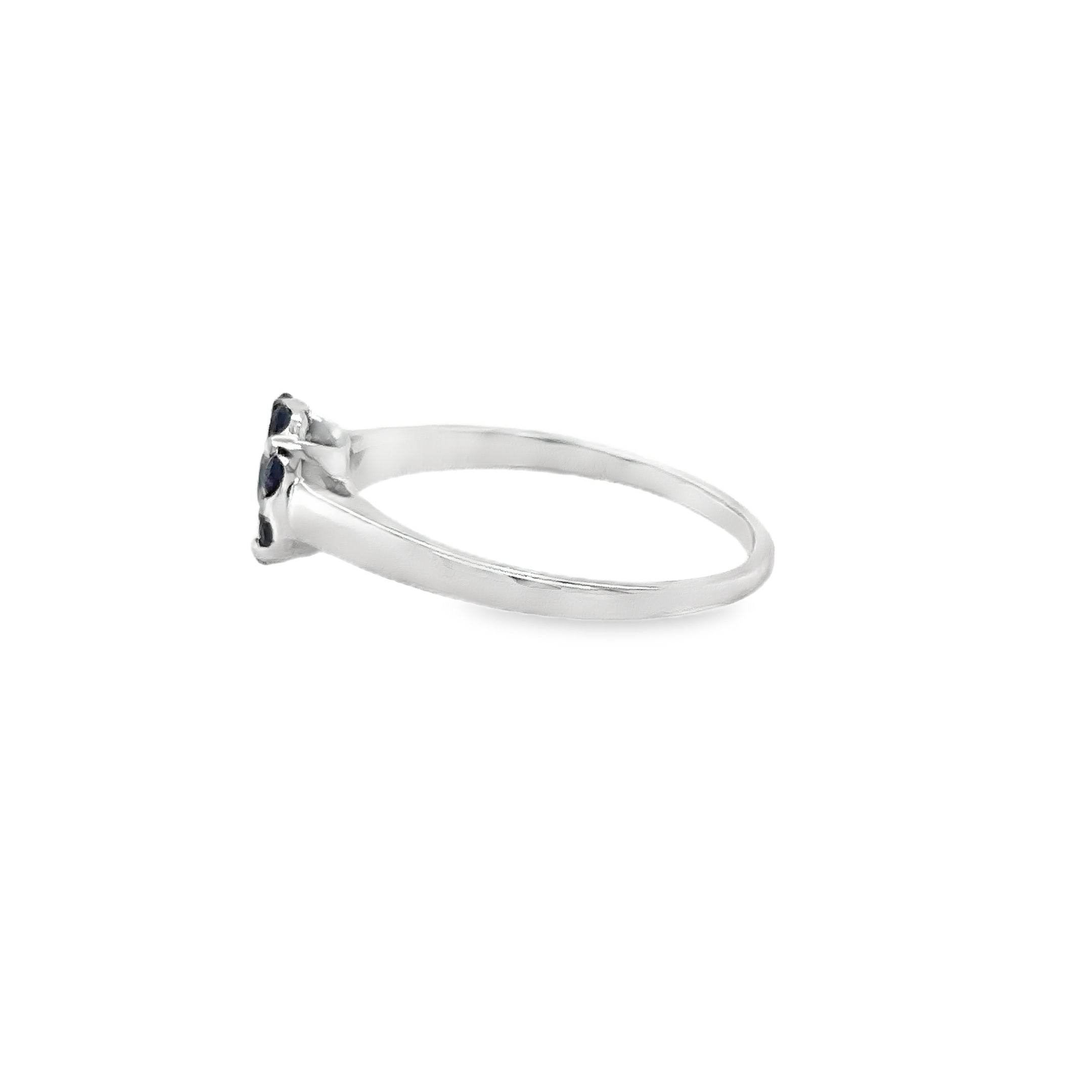 Anillo De Oro Blanco De 18 Quilates Zafiro Azul 0.59 Ct.