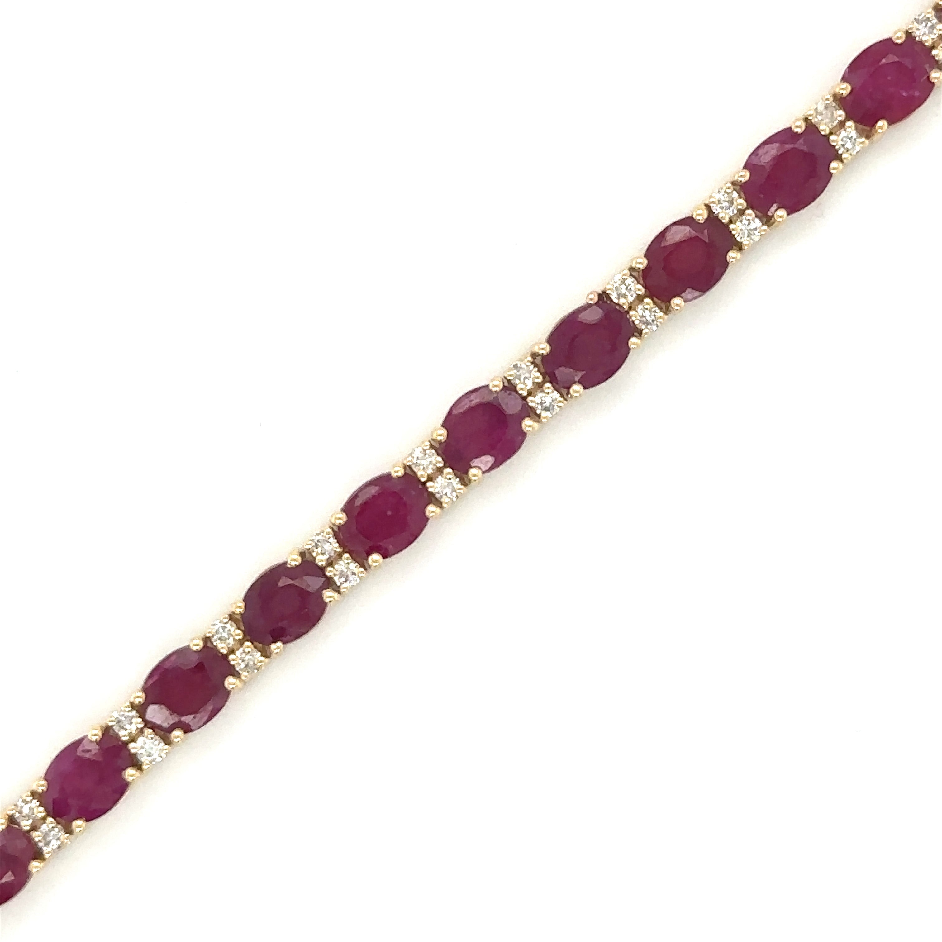 Pulsera De Oro Amarillo De 14 Quilates Con Rubíes Y Diamantes 10.9 Ct.