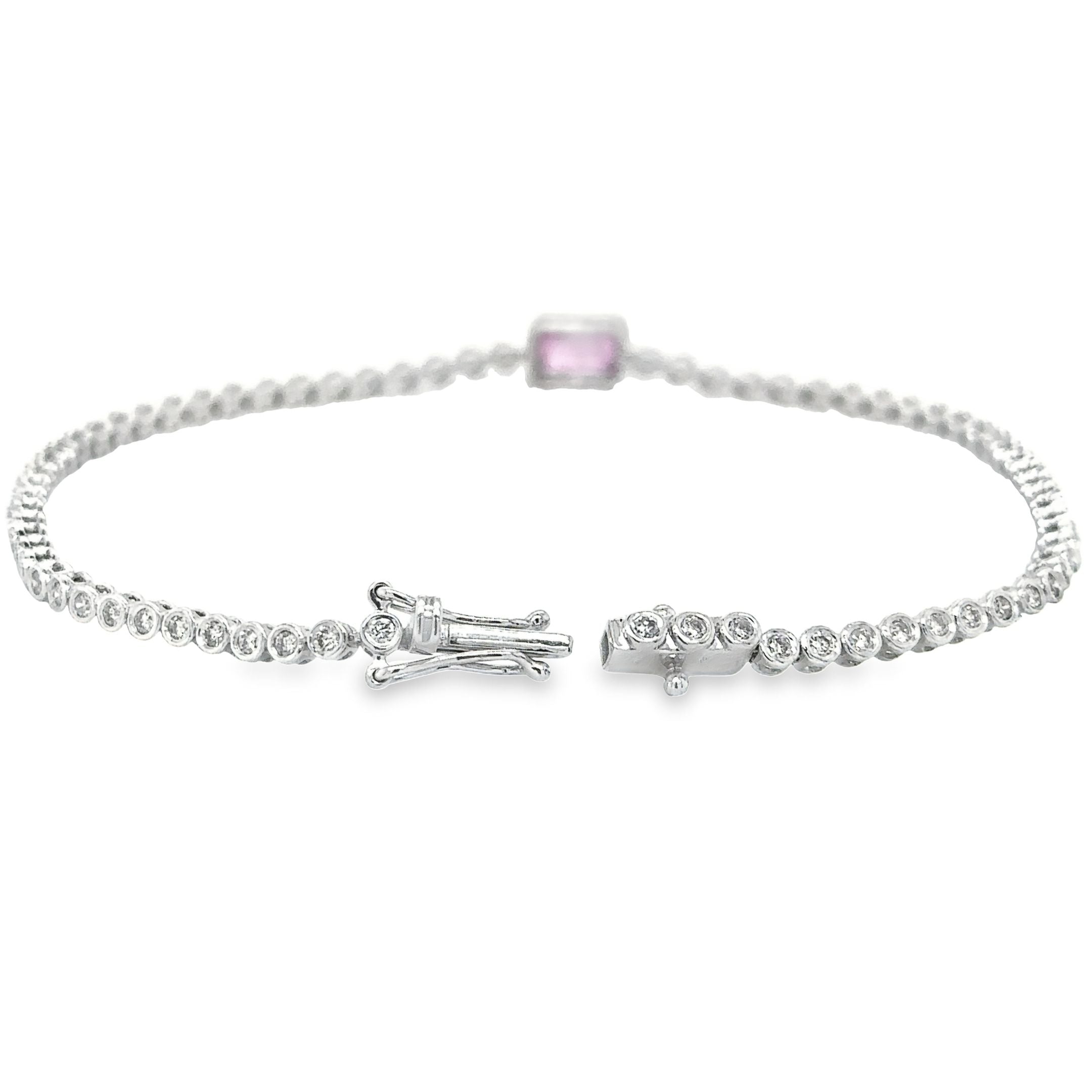Pulsera De Tenis De Oro Blanco De 14 Quilates Zafiro Rosa Oct Y Diamantes 1.53 Ct.