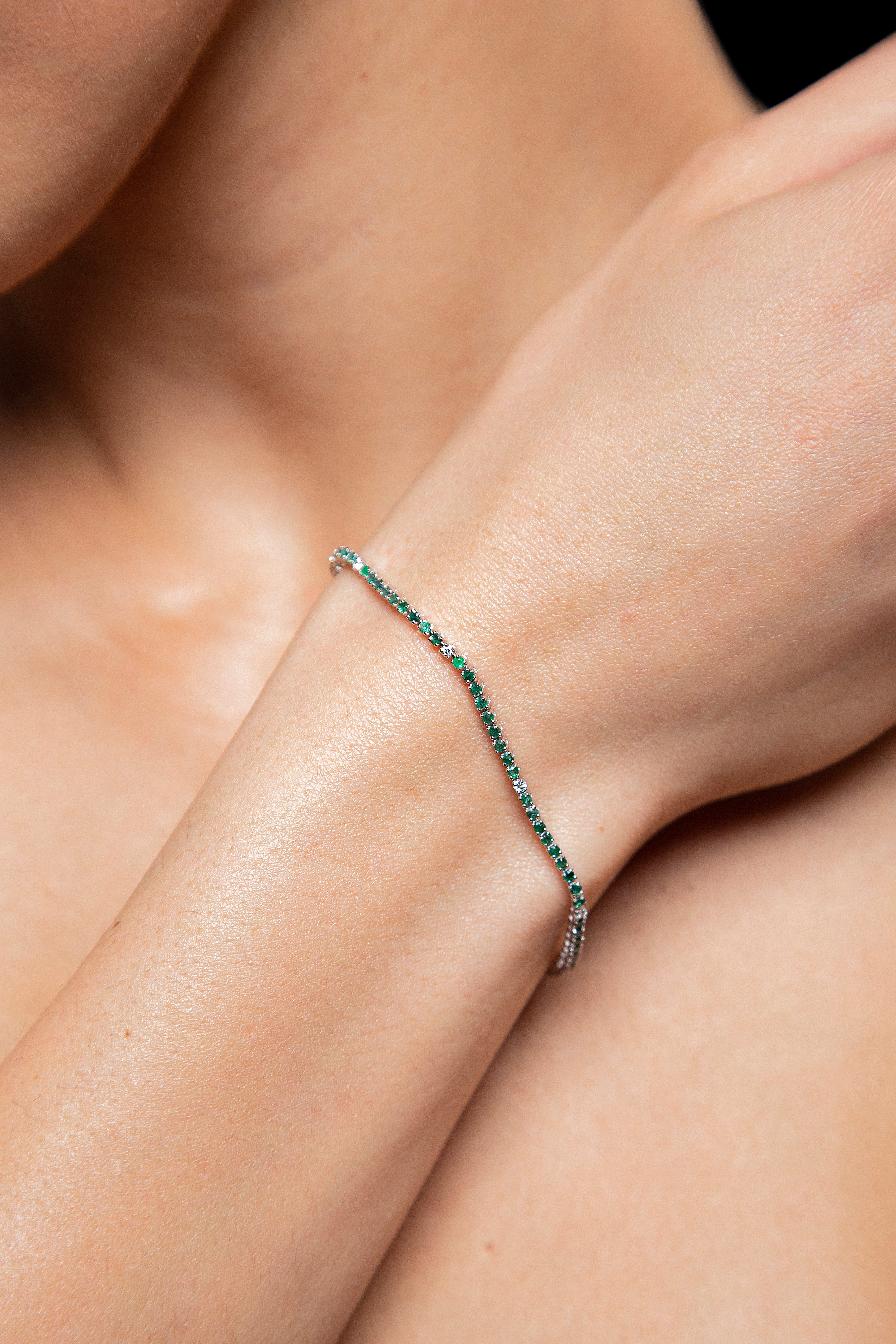 Pulsera Tennis Diamante Esmeralda Oro Blanco 14K 2.92 ct.