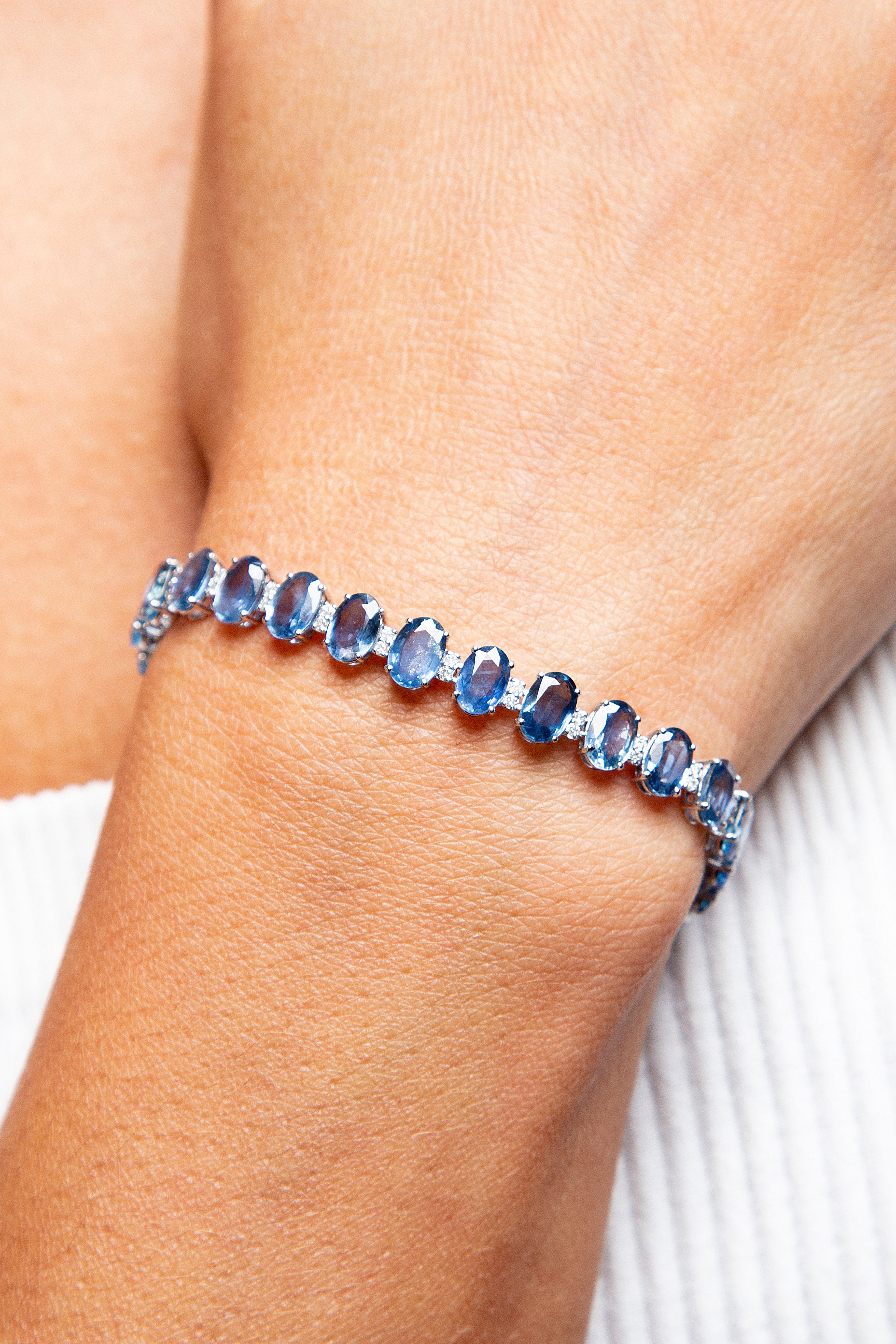 Pulsera Multi Shape Diamante Zafiro Oro Blanco 14K 15.86 ct.