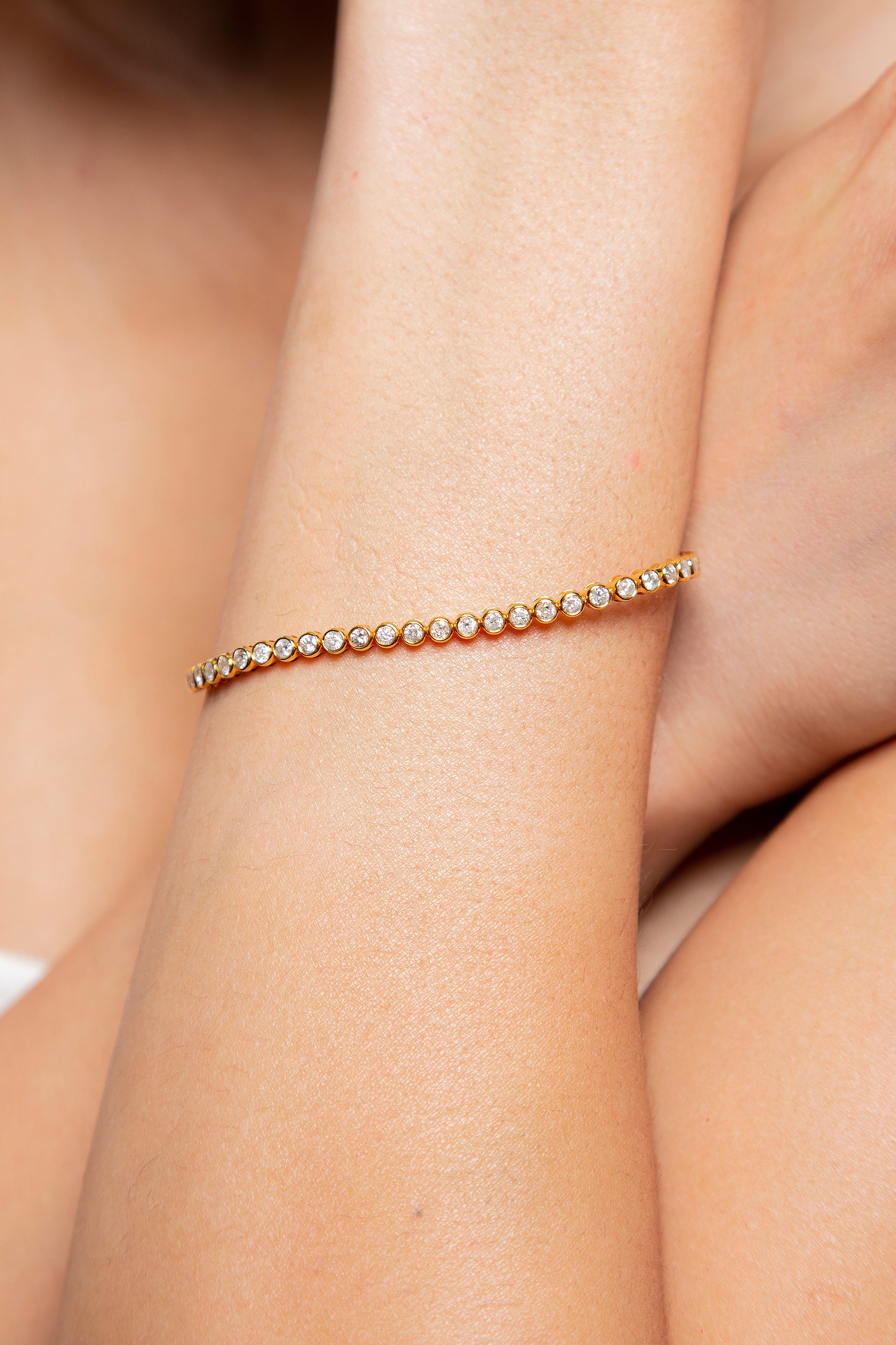 Pulsera Tennis Bezel Diamante Oro Amarillo 14K 3 ct.