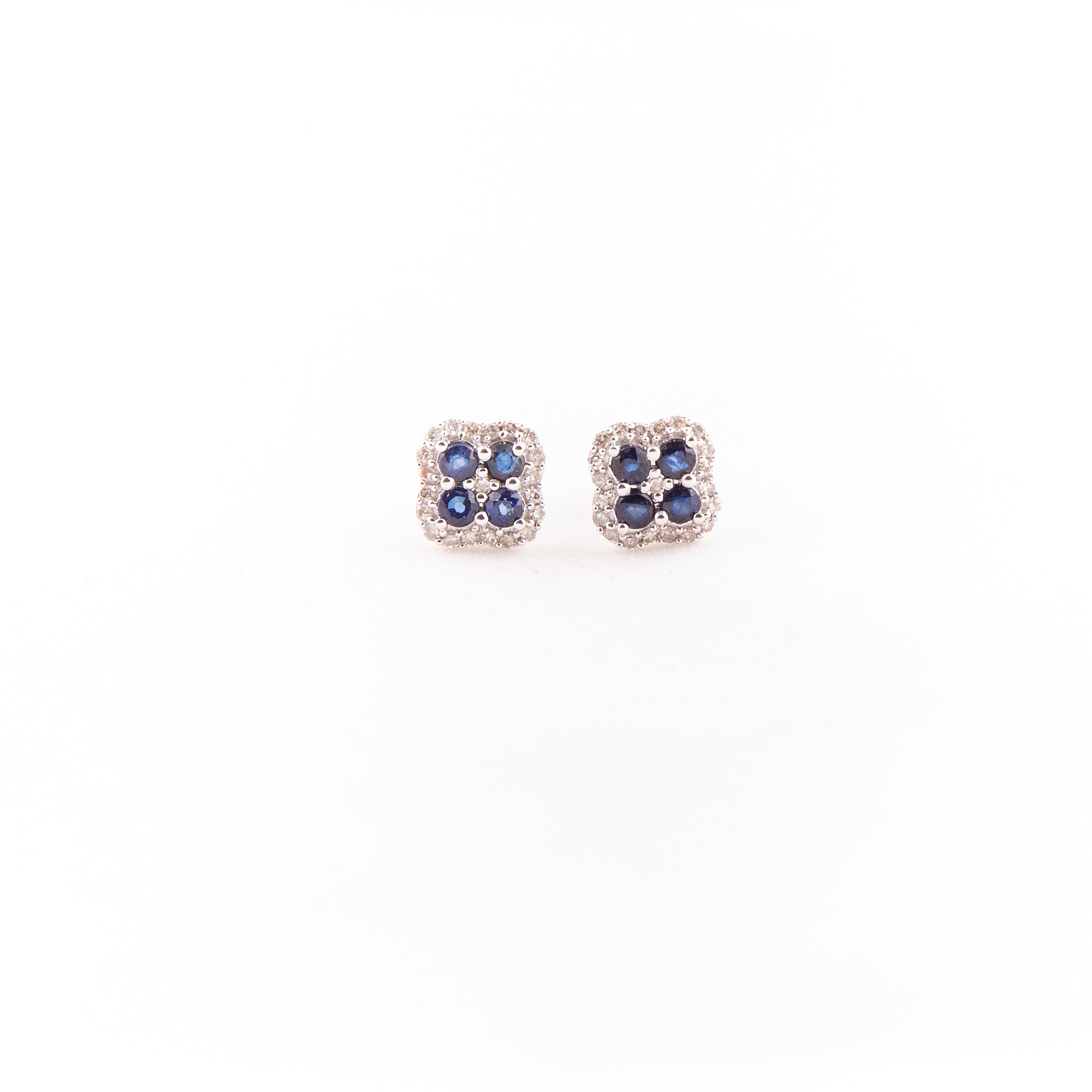 Aretes Studs Flor Diamante Zafiro Oro Blanco 14K 0.85 ct.