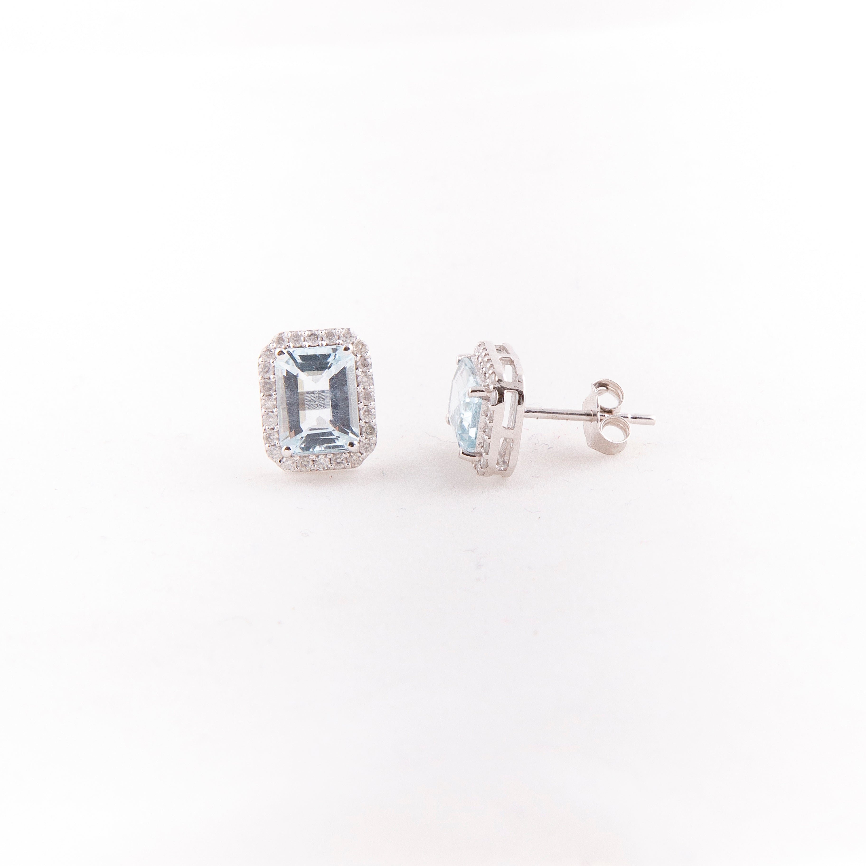 Aretes Studs Halo Diamante Aguamarina Oro Blanco 14K 2.79 ct.