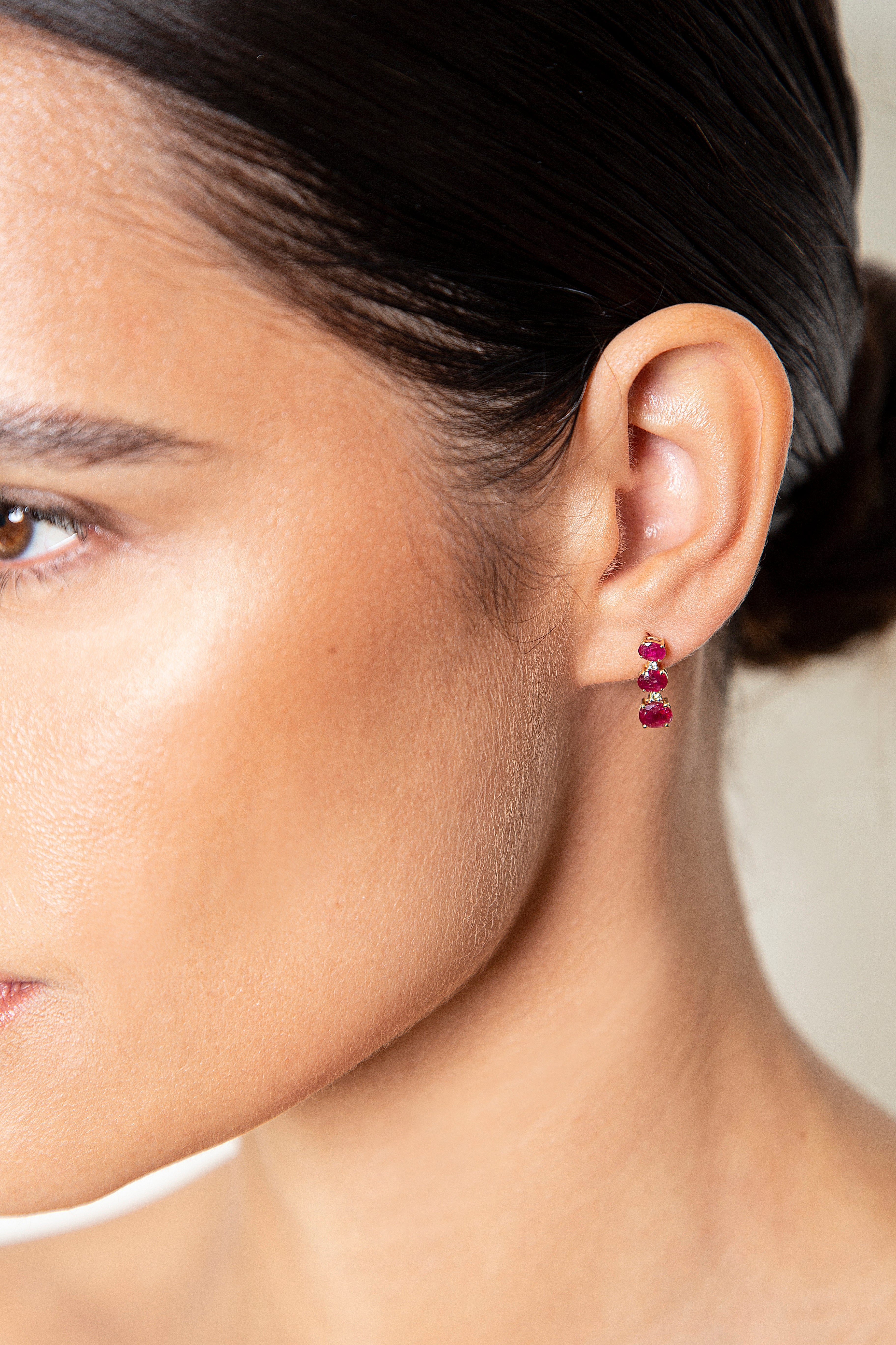 Aretes Diamante Rubí Oro Amarillo 14K 2.13 ct.