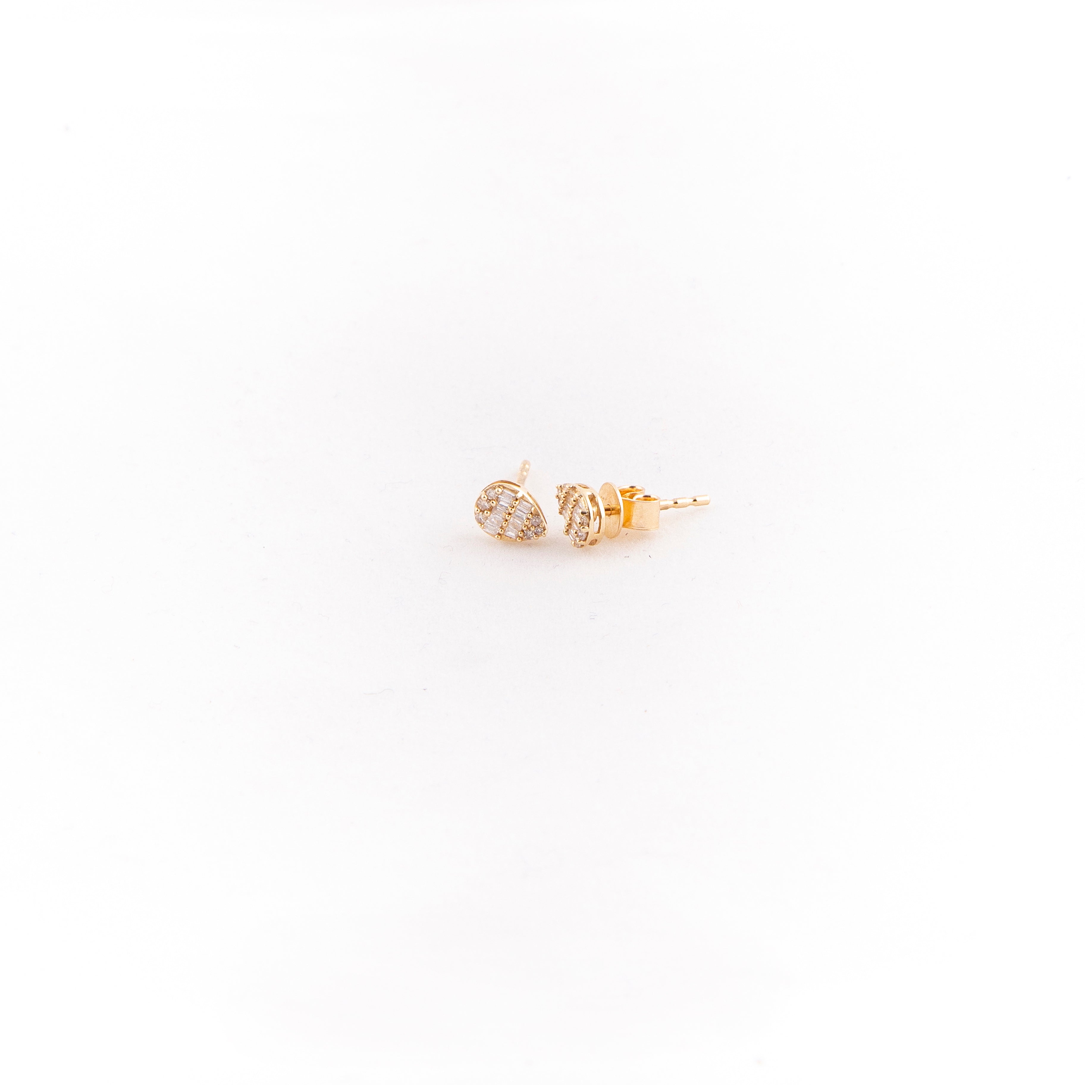 Aretes Studs Diamante Oro Amarillo 14K 0.16 ct.