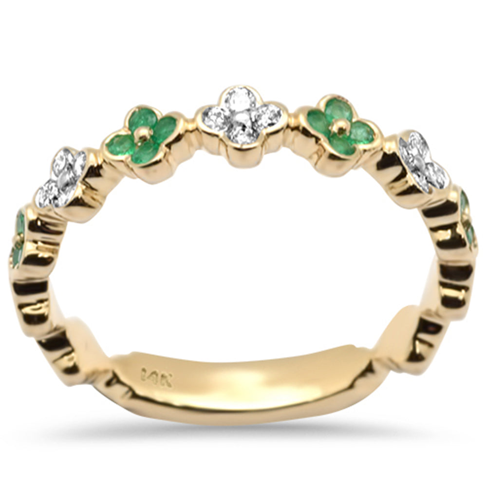 Diamond & Emerald Clover Ring in 14K Yellow Gold 0.26 CT
