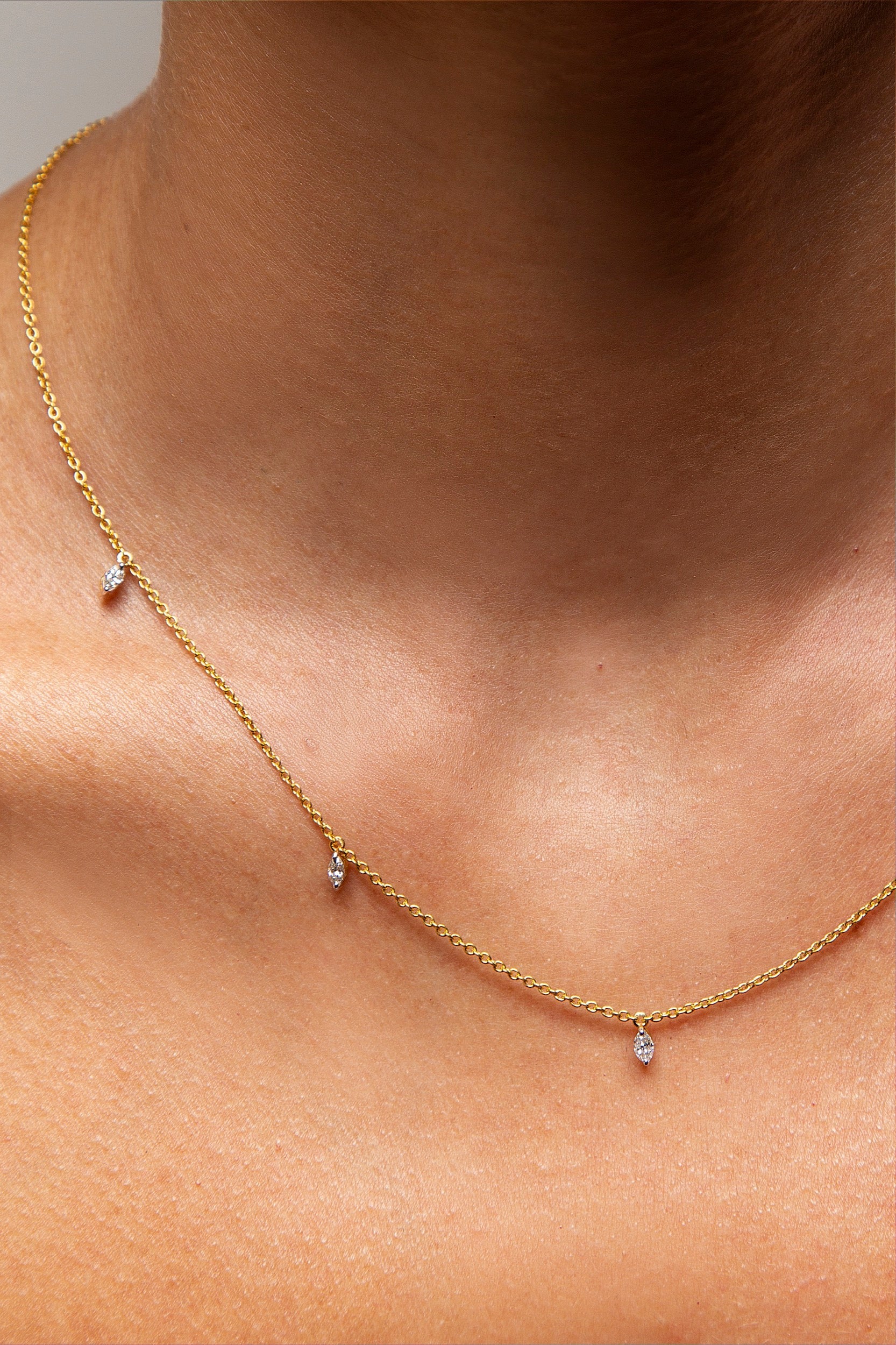 Collar Estaciones Diamante Oro Blanco 14K 0.33 ct.