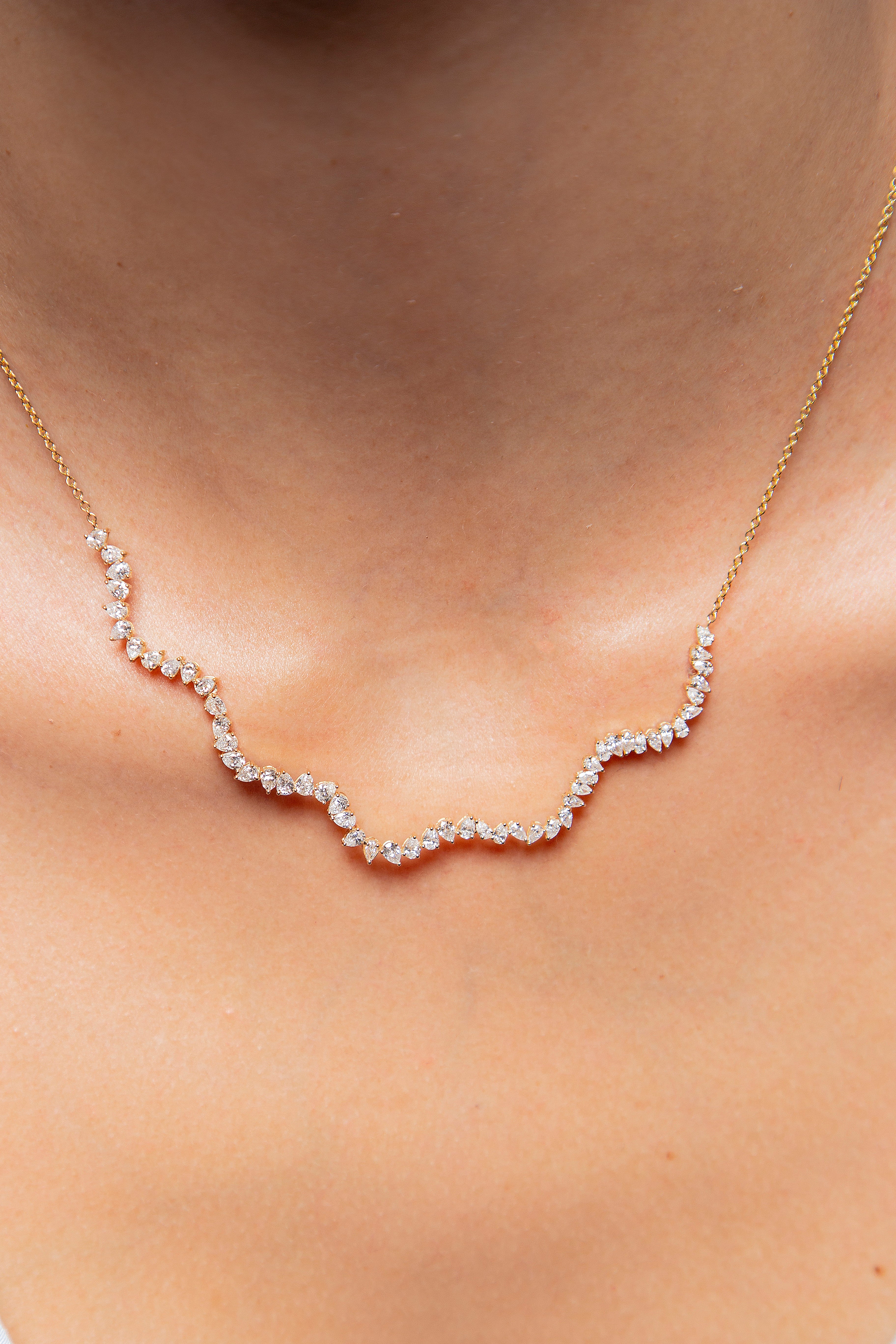 Collar Pear Diamante Oro Amarillo 14K 1.88 ct.