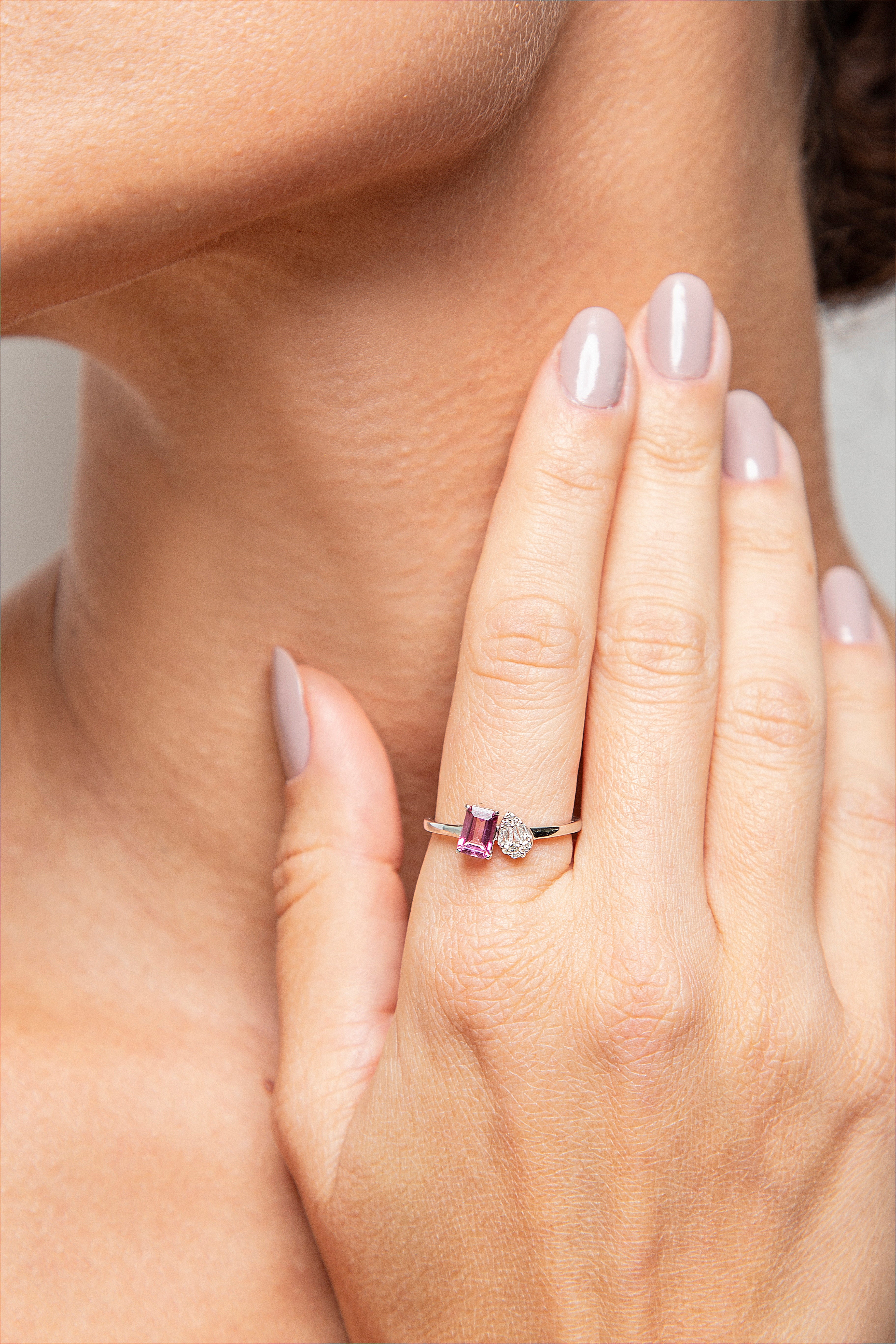 Anillo Diamante Zafiro Rosa Oro Blanco 14K 0.78 ct.