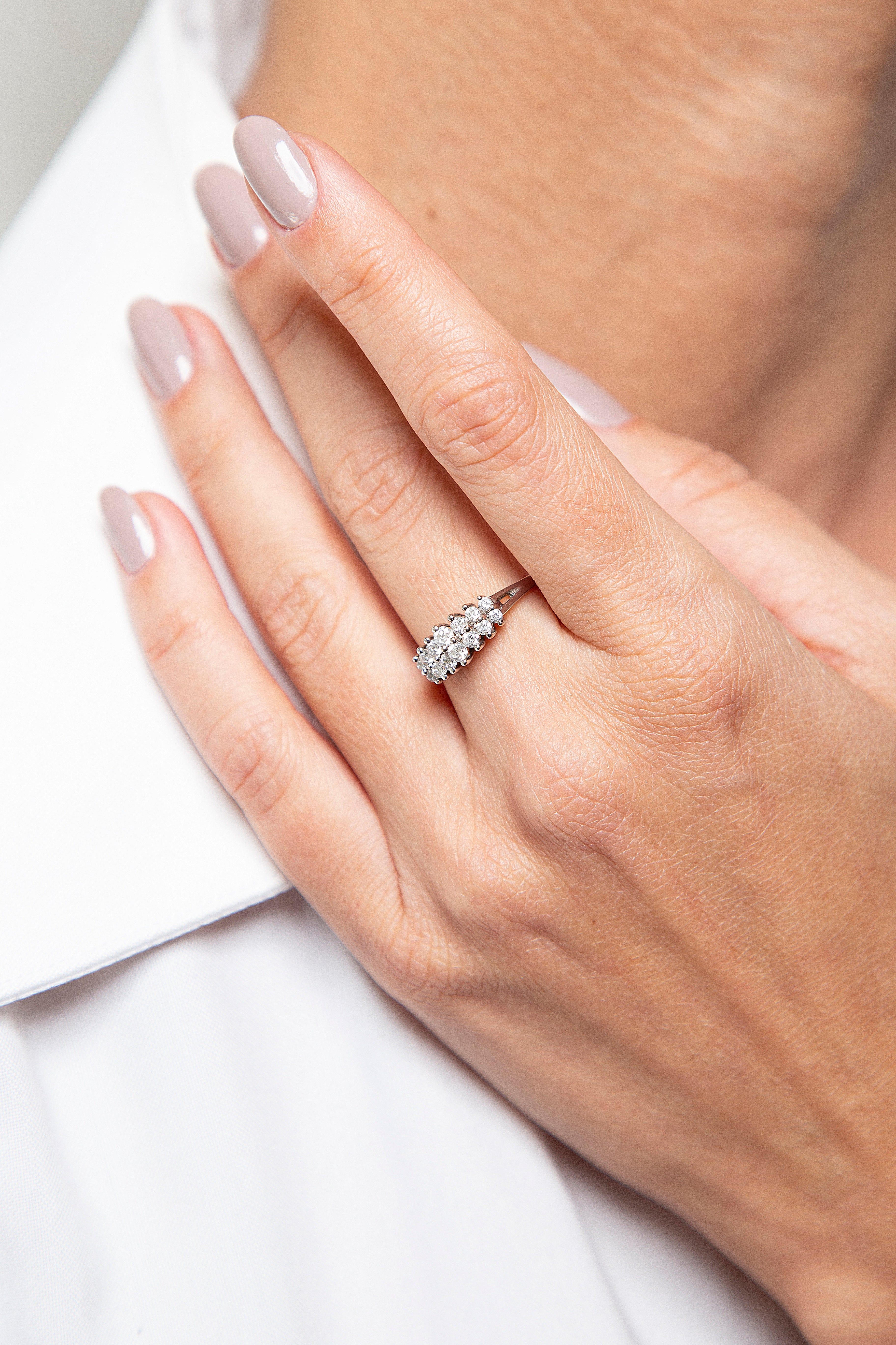 Anillo Doble Fila de Diamante Oro Blanco 14K 0.5 ct.