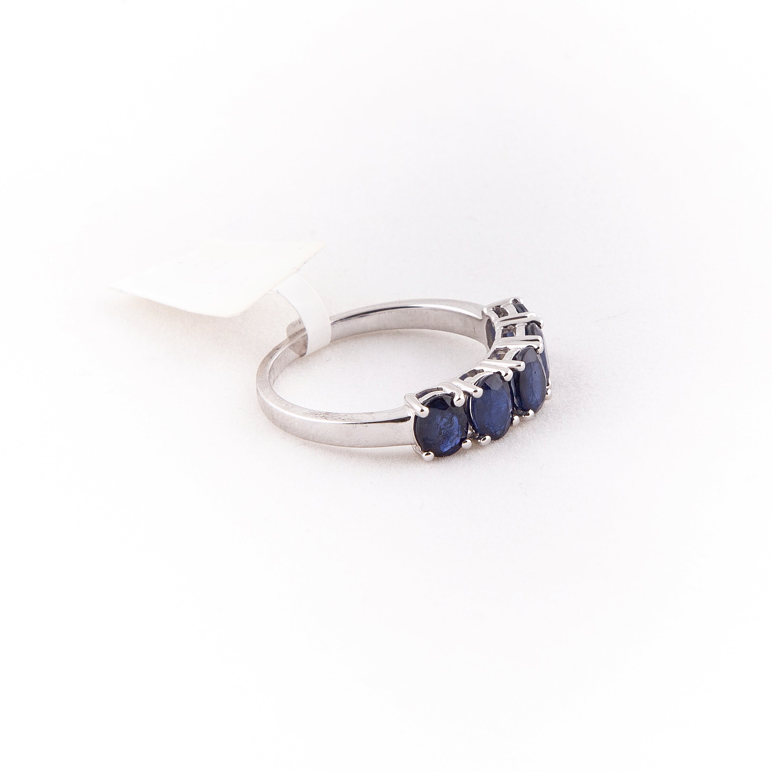 Anillo Churumbela Zafiro Oro Blanco 14K 2.06 ct.