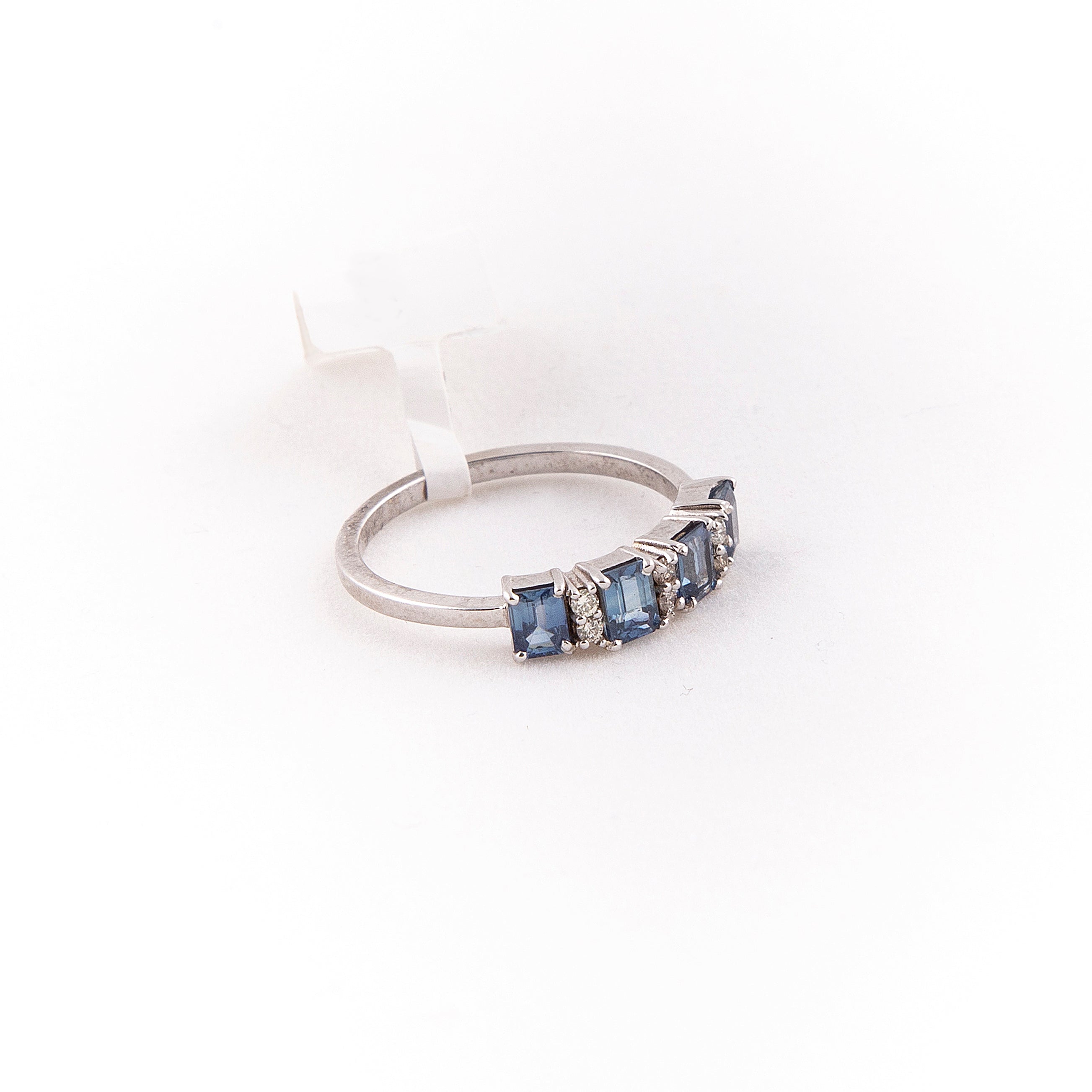 Anillo Churumbela Diamante Zafiro Oro Blanco 14K 1.21 ct.