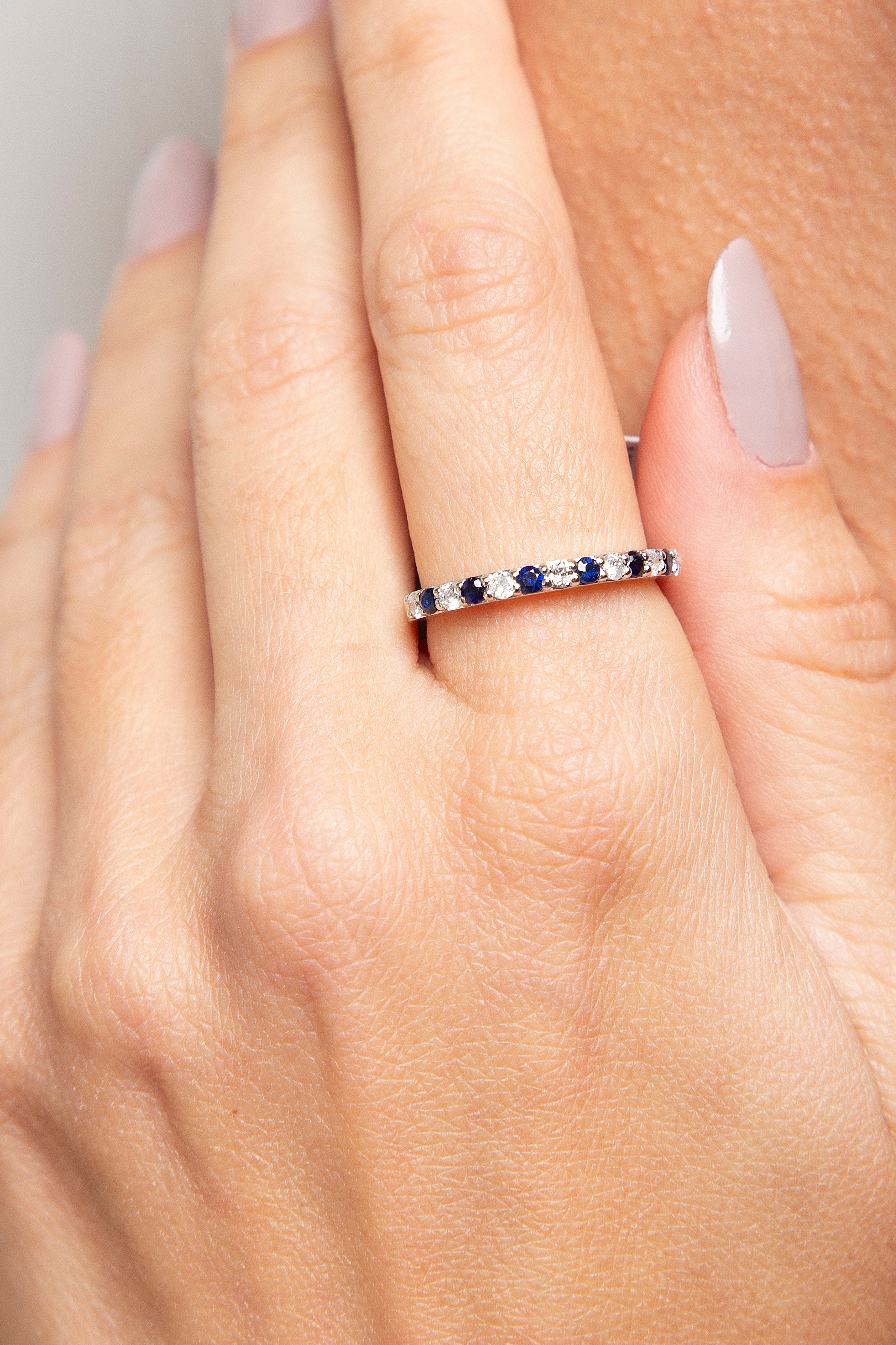 Anillo Churumbela Diamante Zafiro Oro Blanco 14K 0.52 ct.