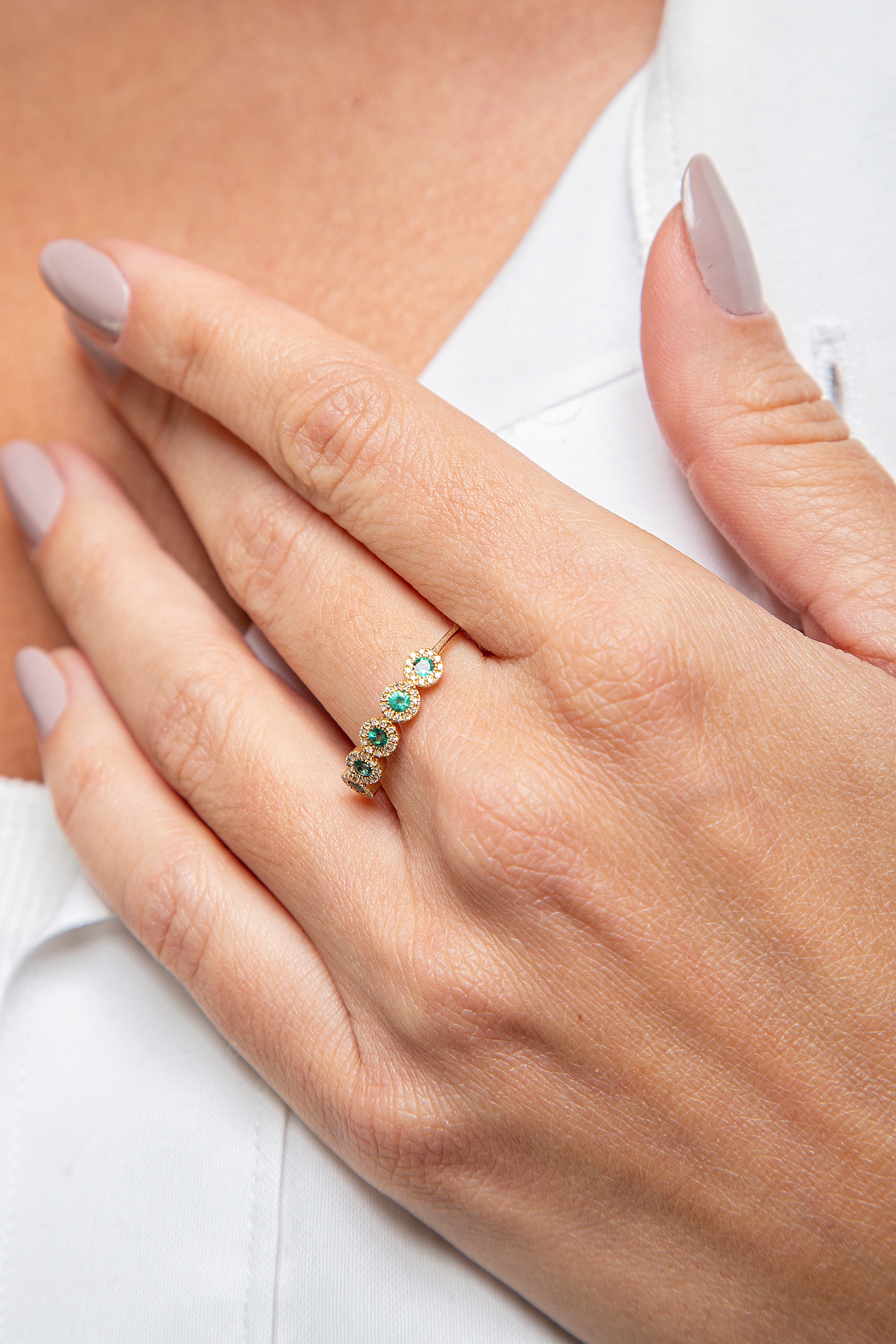 Anillo Diamante Esmeralda Oro Amarillo 14K 0.27 ct.