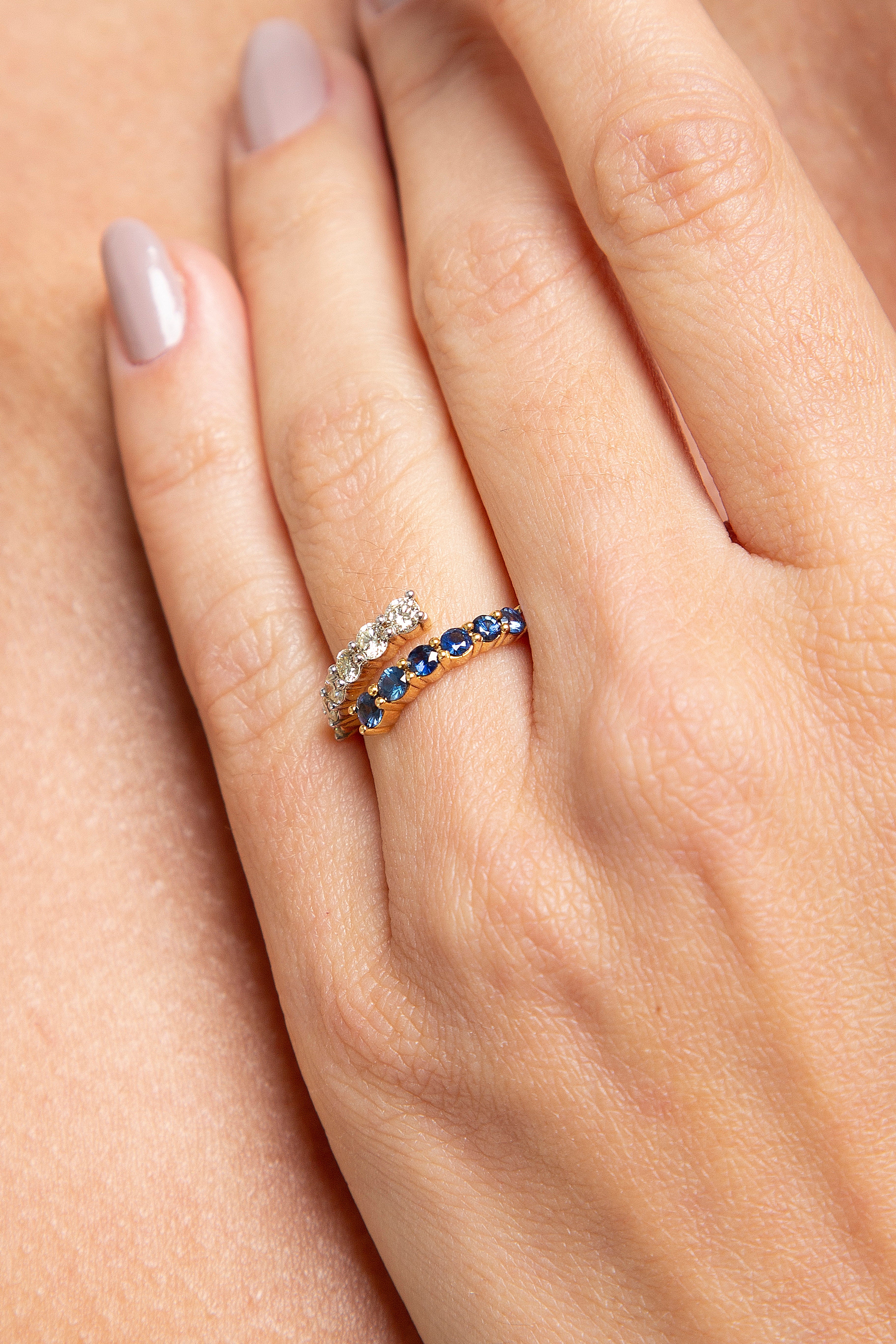 Anillo Bypass Diamante Zafiro Oro Amarillo 14K 0.88 ct.