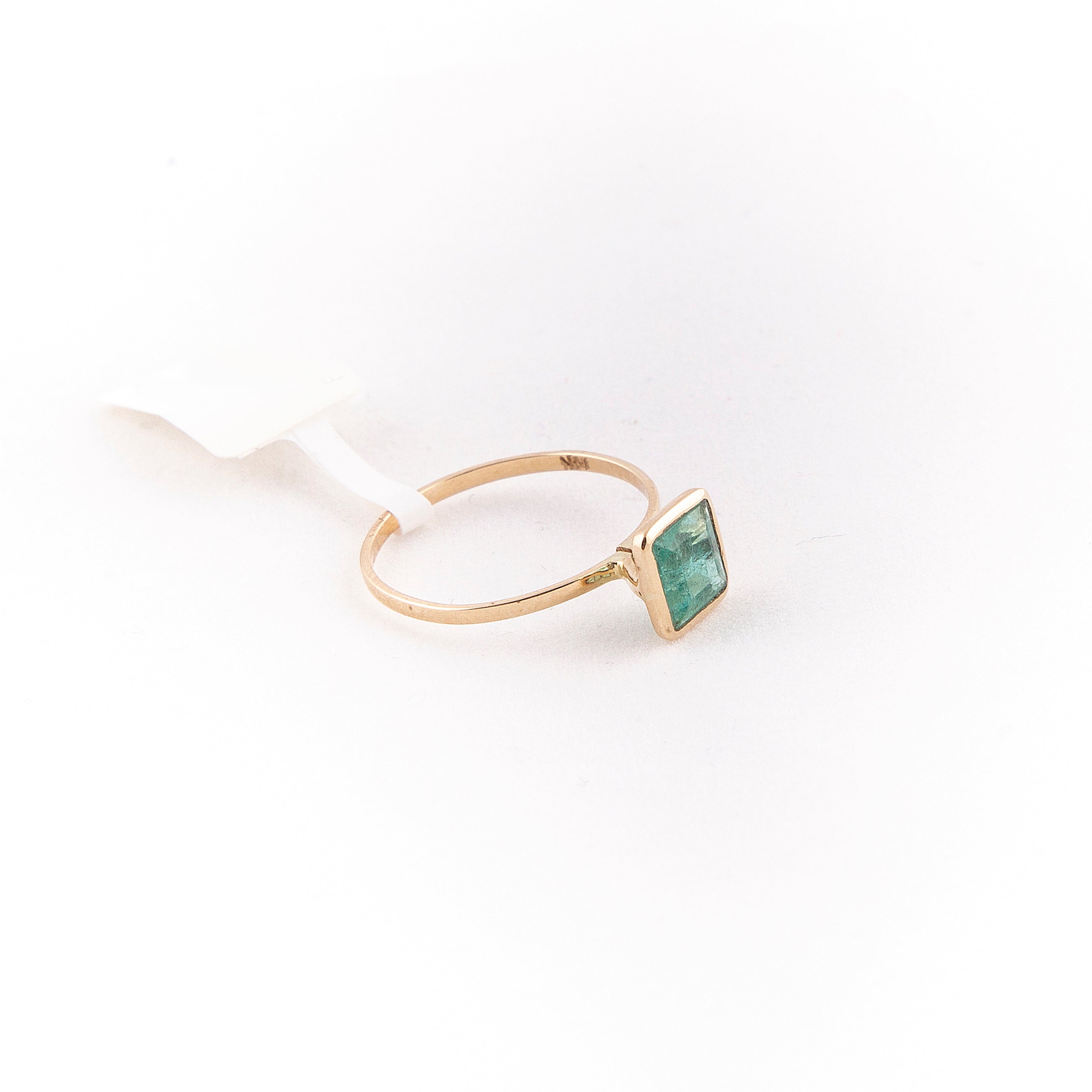 Anillo Solitario Esmeralda Oro Amarillo 14K 1.05 ct.