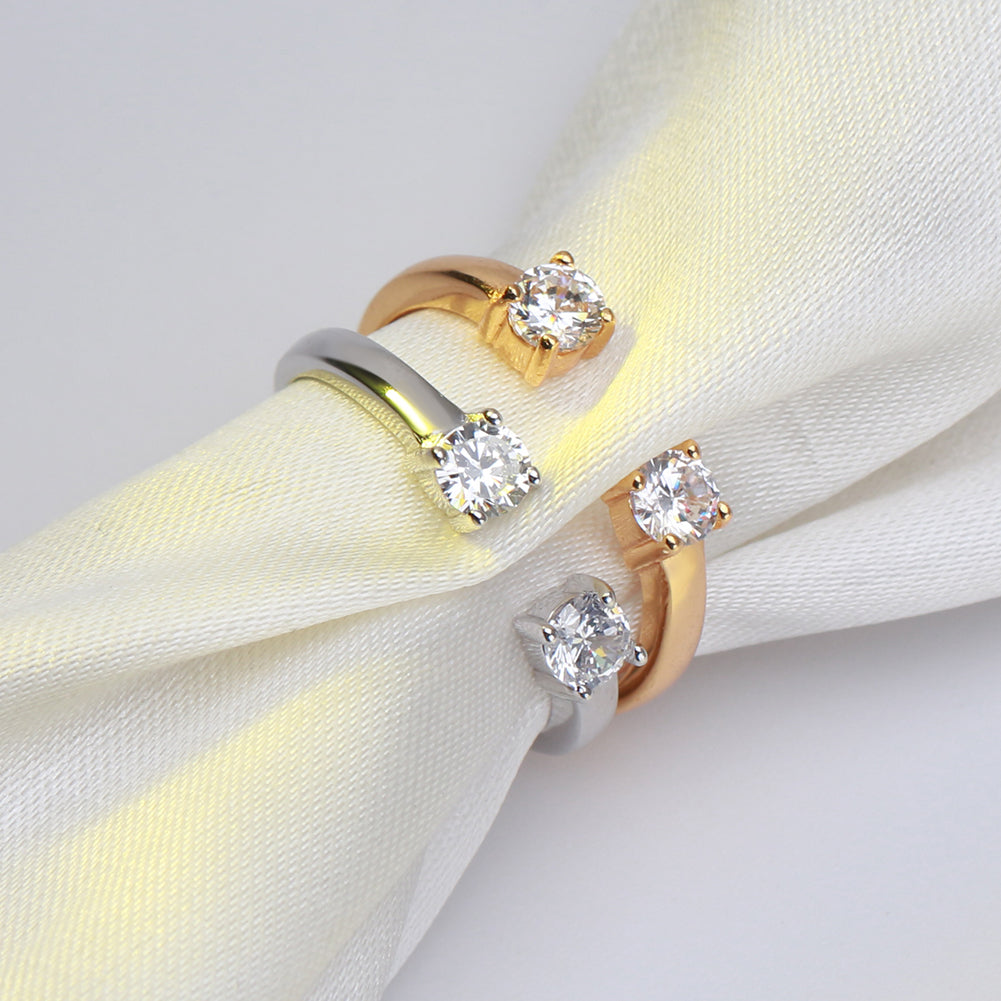 Anillo Abierto Plata S925 Baño de oro con Piedra Tipo Diamante 1.90g