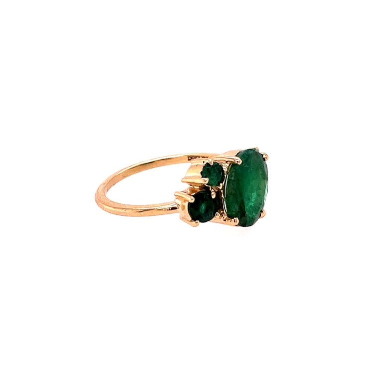 Anillo De Oro Amarillo De 14 Quilates Con Esmeralda 2.85 Ct.