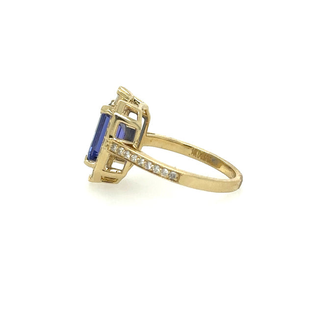 Anillo Tanzanita De Oro Amarillo Con Diamantes 3.28 Ct.