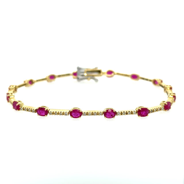 Pulsera de Diamantes & Rubí en Oro Amarillo de 18K 3.43ct