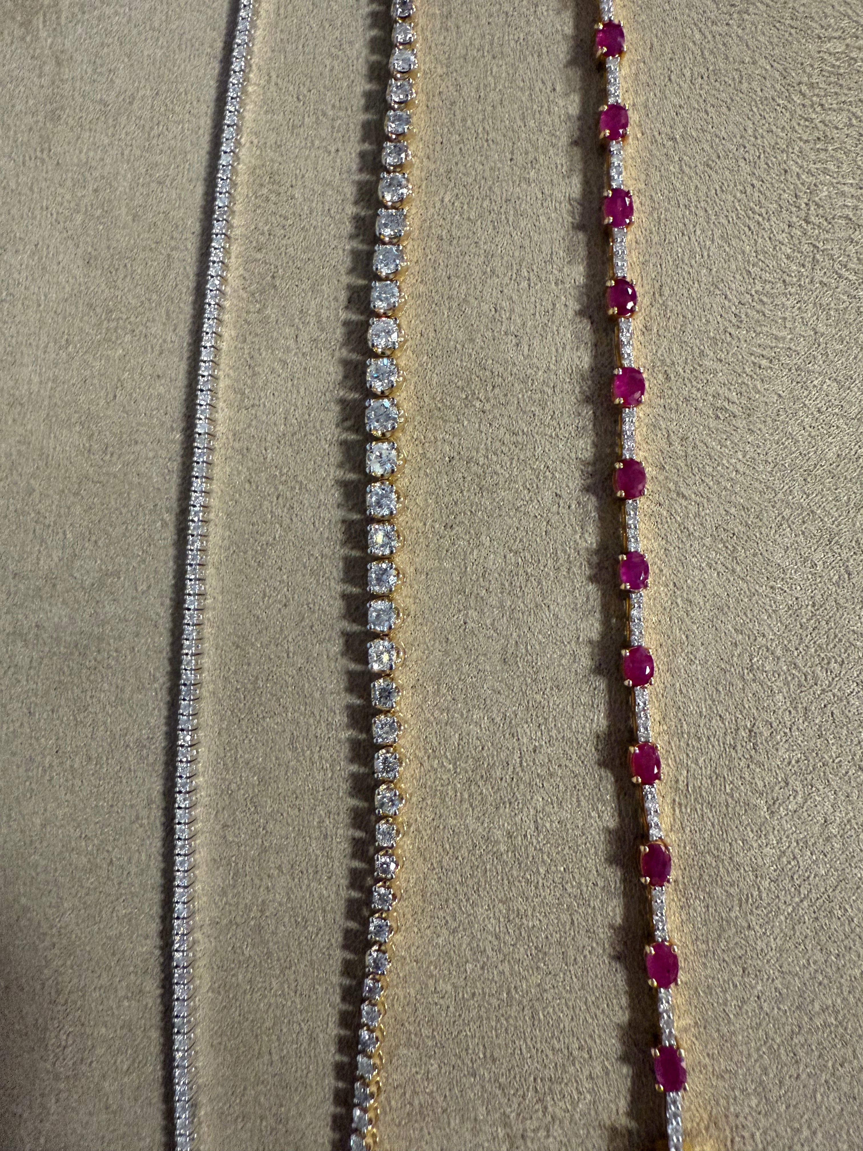 Brazalete De Diamantes Y Rubíes En Oro Amarillo De 18K, 3,43 Tcw