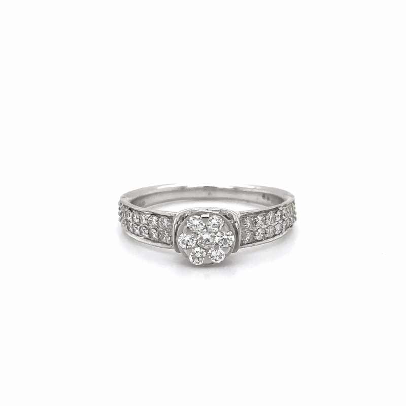 Anillo De Oro Blanco De 14 Quilates Y Diamantes 0.48 Ct.
