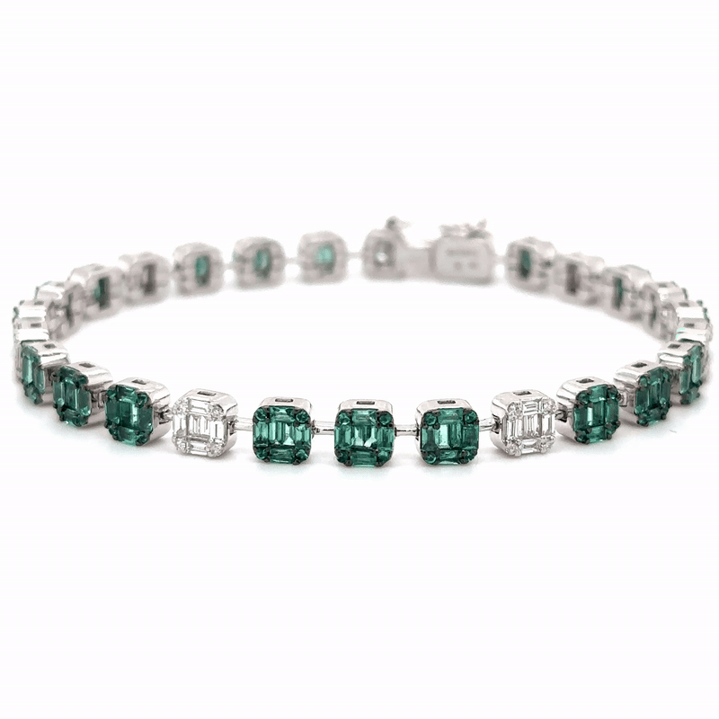 Pulsera De Tenis De Oro Blanco De 14 Quilates Con Esmeraldas Y Diamantes 4.03 Ct.