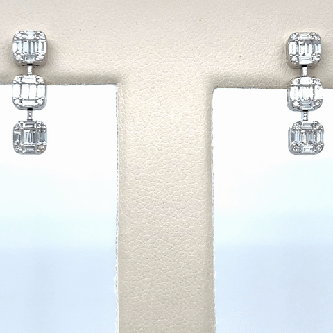 18K White Gold Diamond Stud Earring, 0.81 Tcw