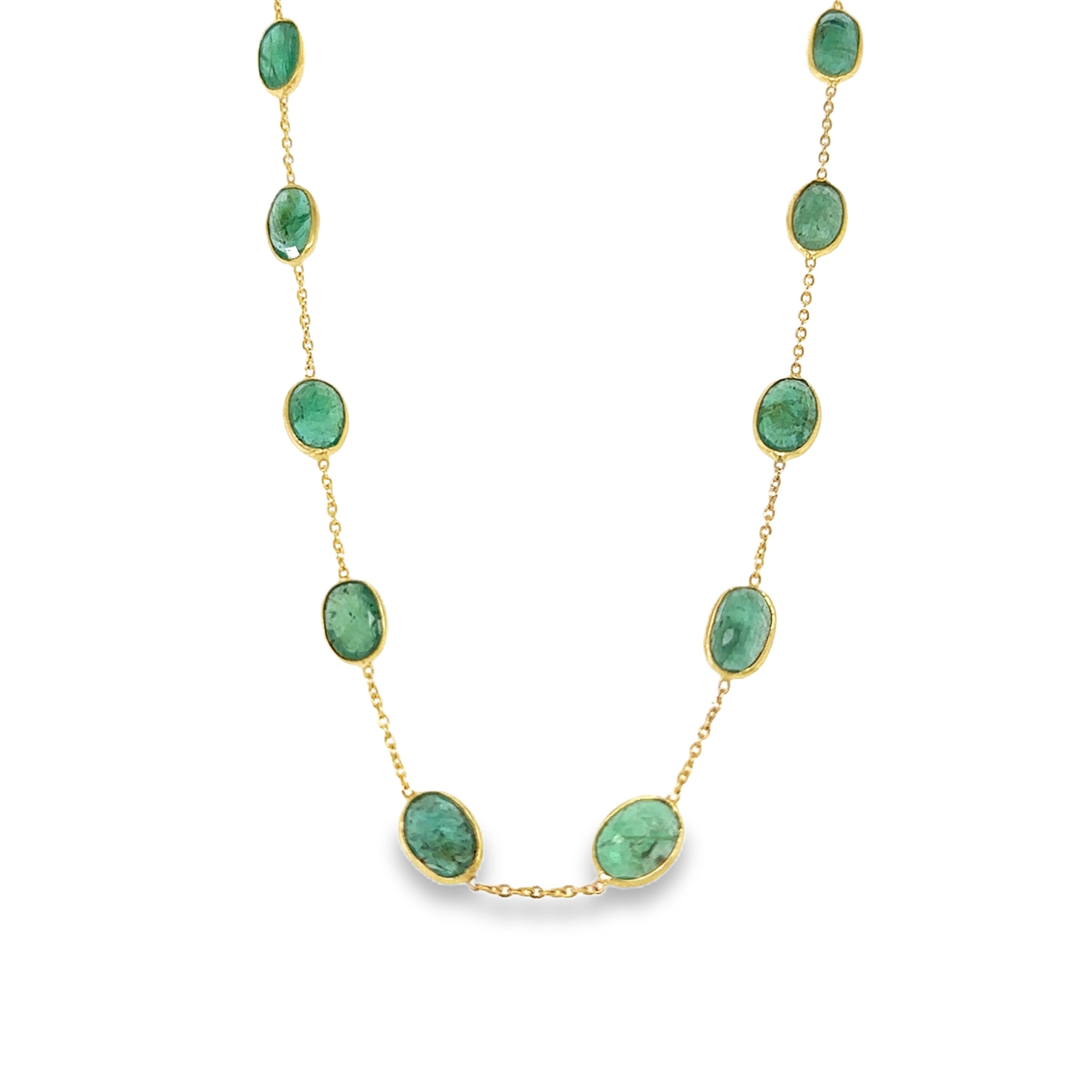 Collar De Esmeraldas Biseladas En Oro Amarillo De 18 Kt De 18 Pulgadas 12.34 Ct.
