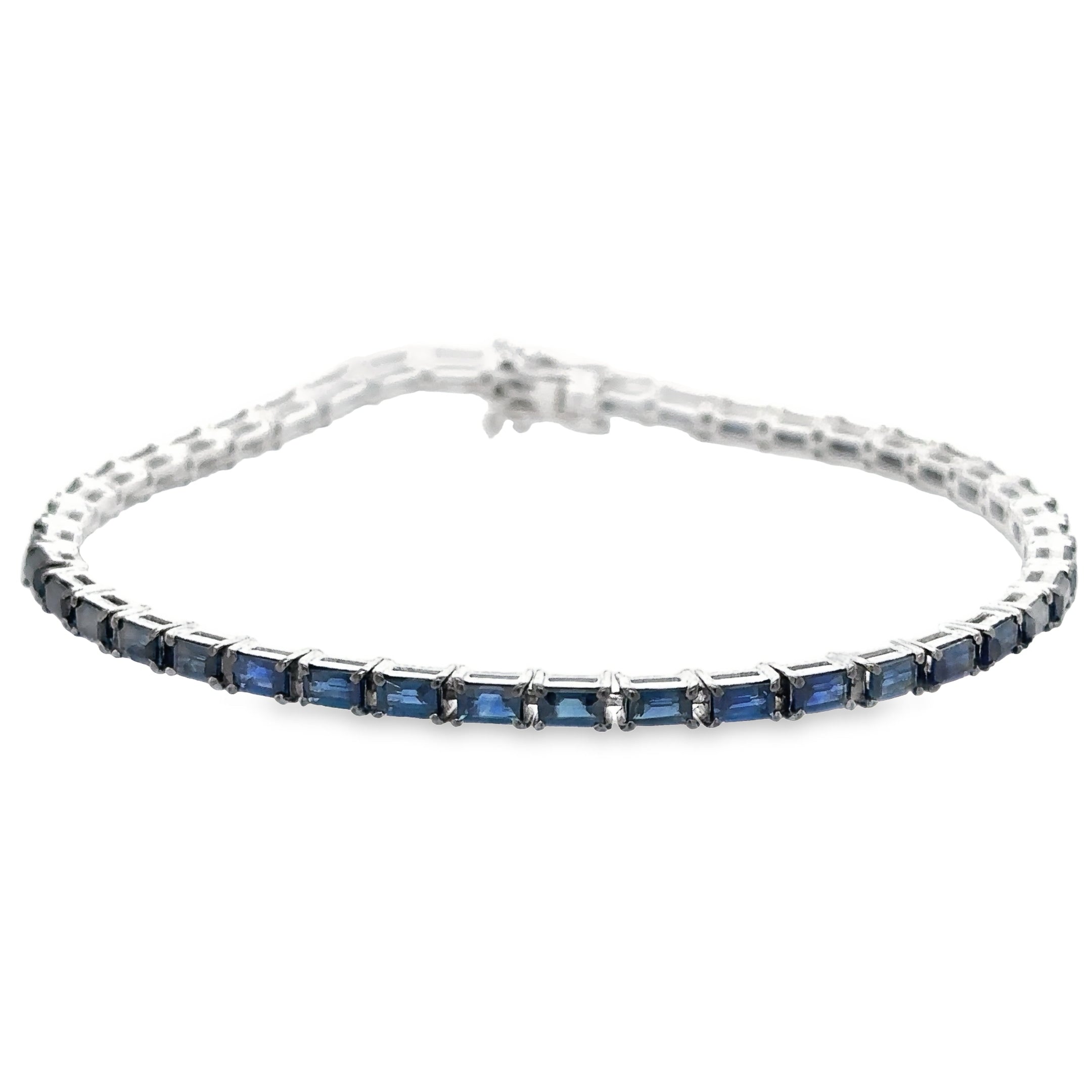 Pulsera De Zafiro Baguette De Oro Blanco De 14Kt 5.68 Ct.