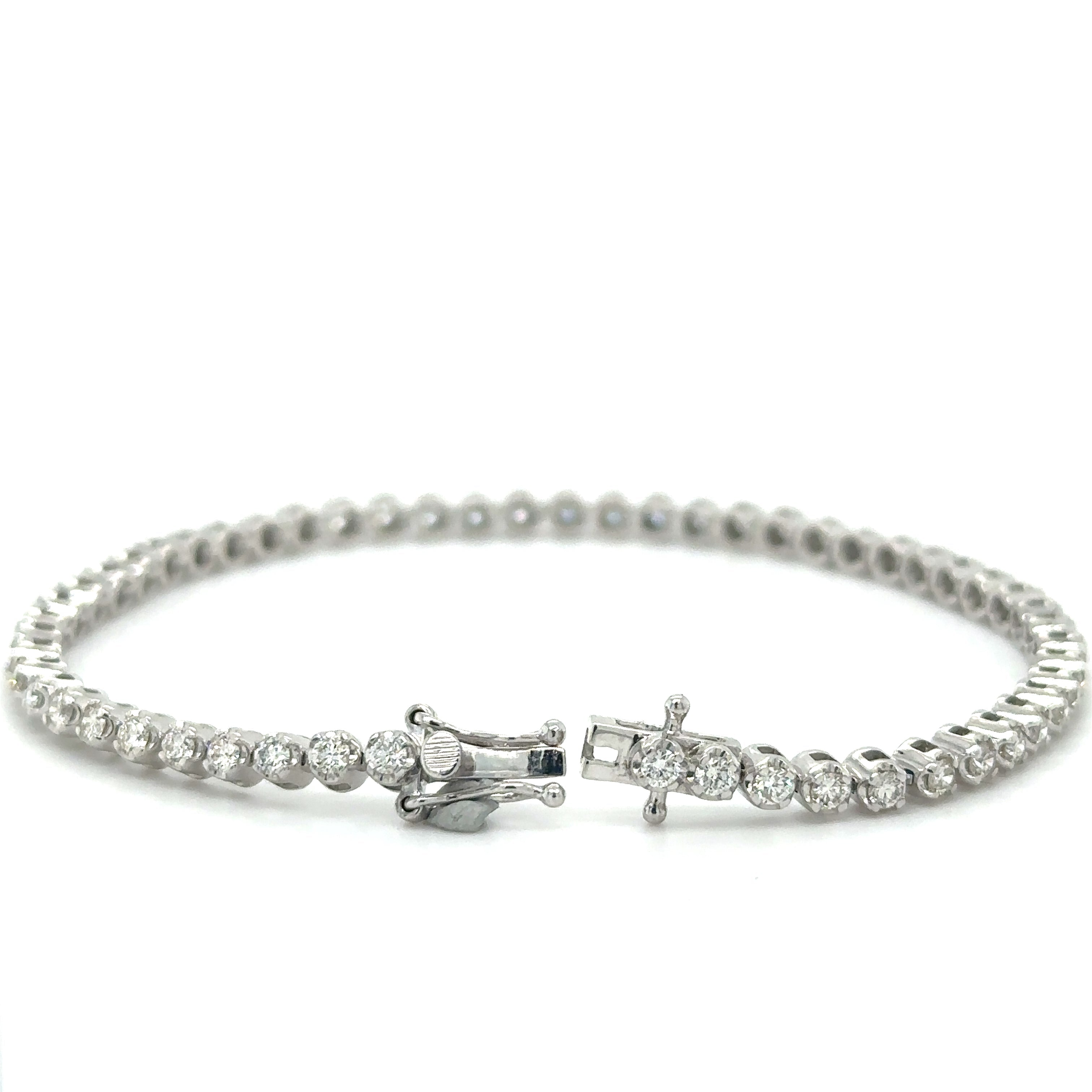 Pulsera De Tenis De Diamantes De Oro Blanco De 14K 2 Ct.